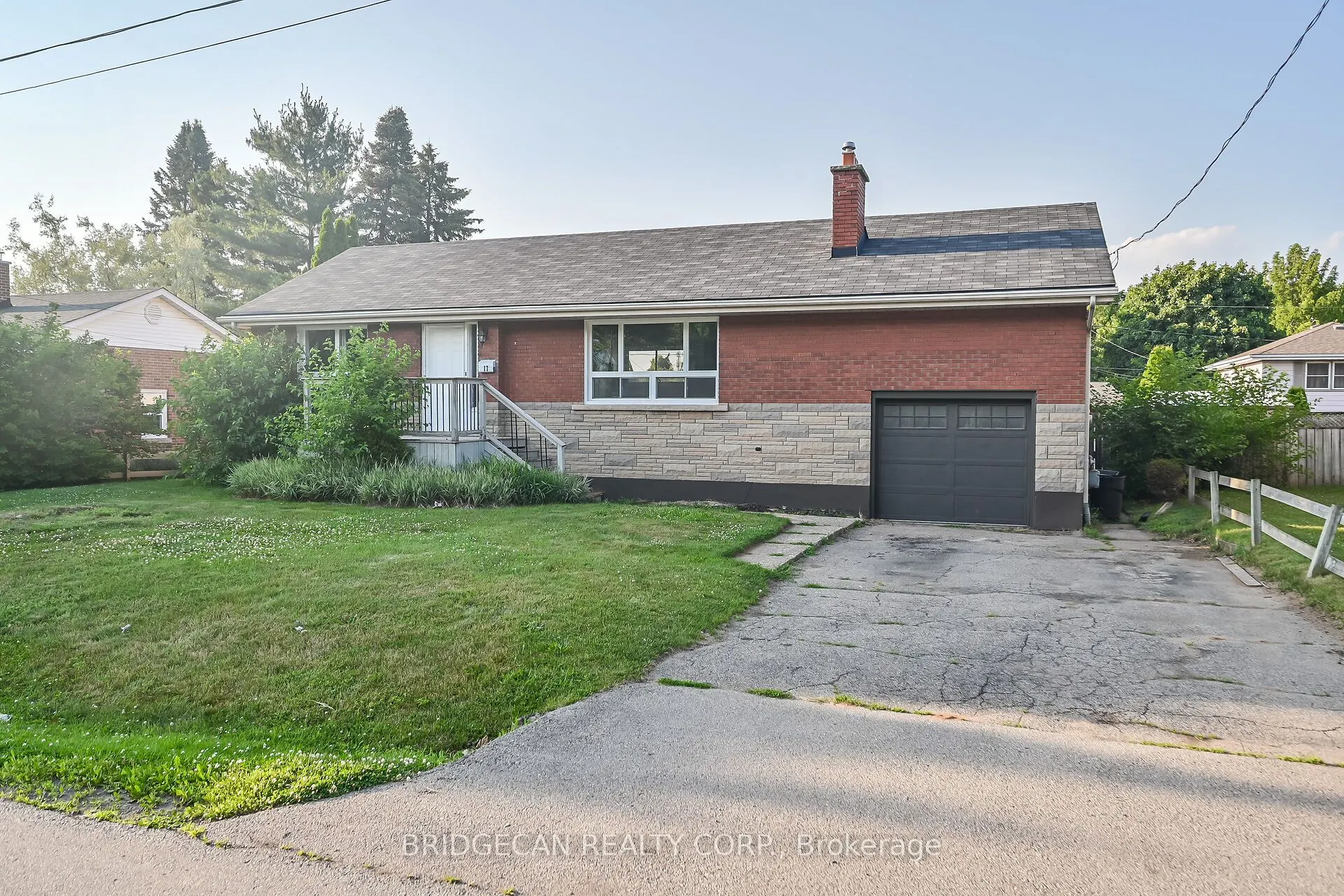 17 Brierwood Avenue