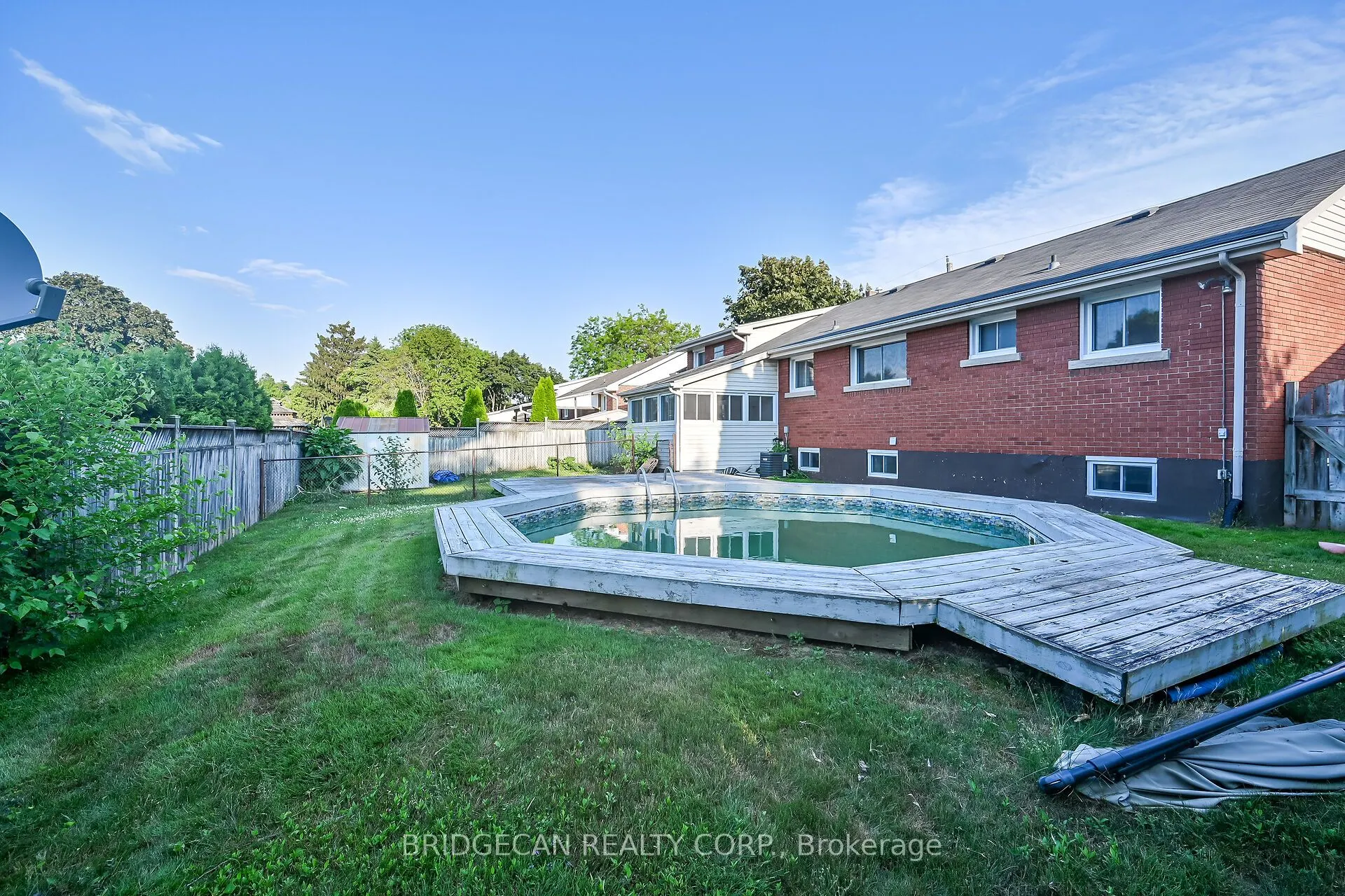 17 Brierwood Avenue