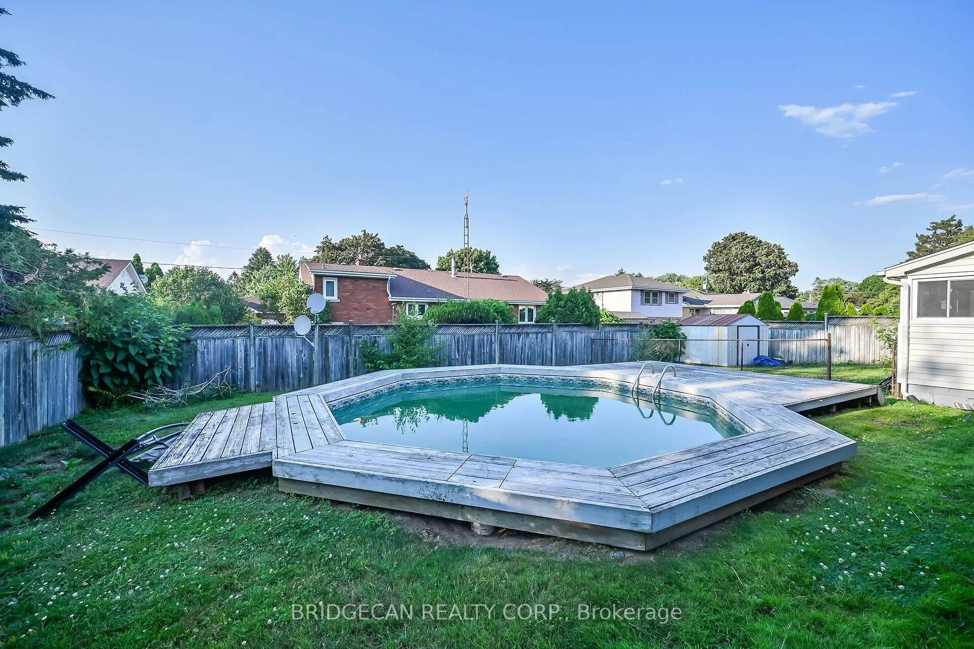 17 Brierwood Avenue