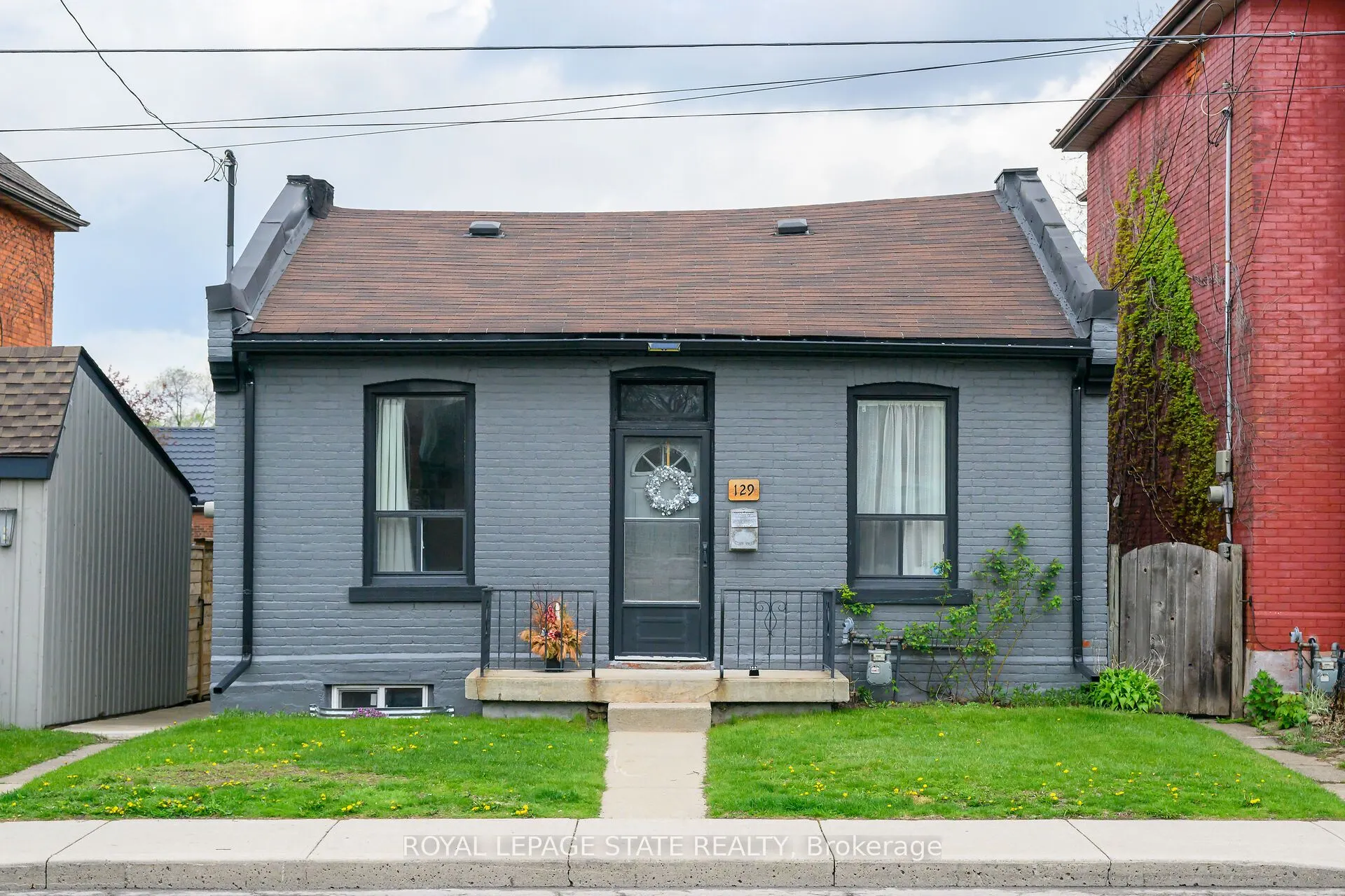 129 Dundurn Street N