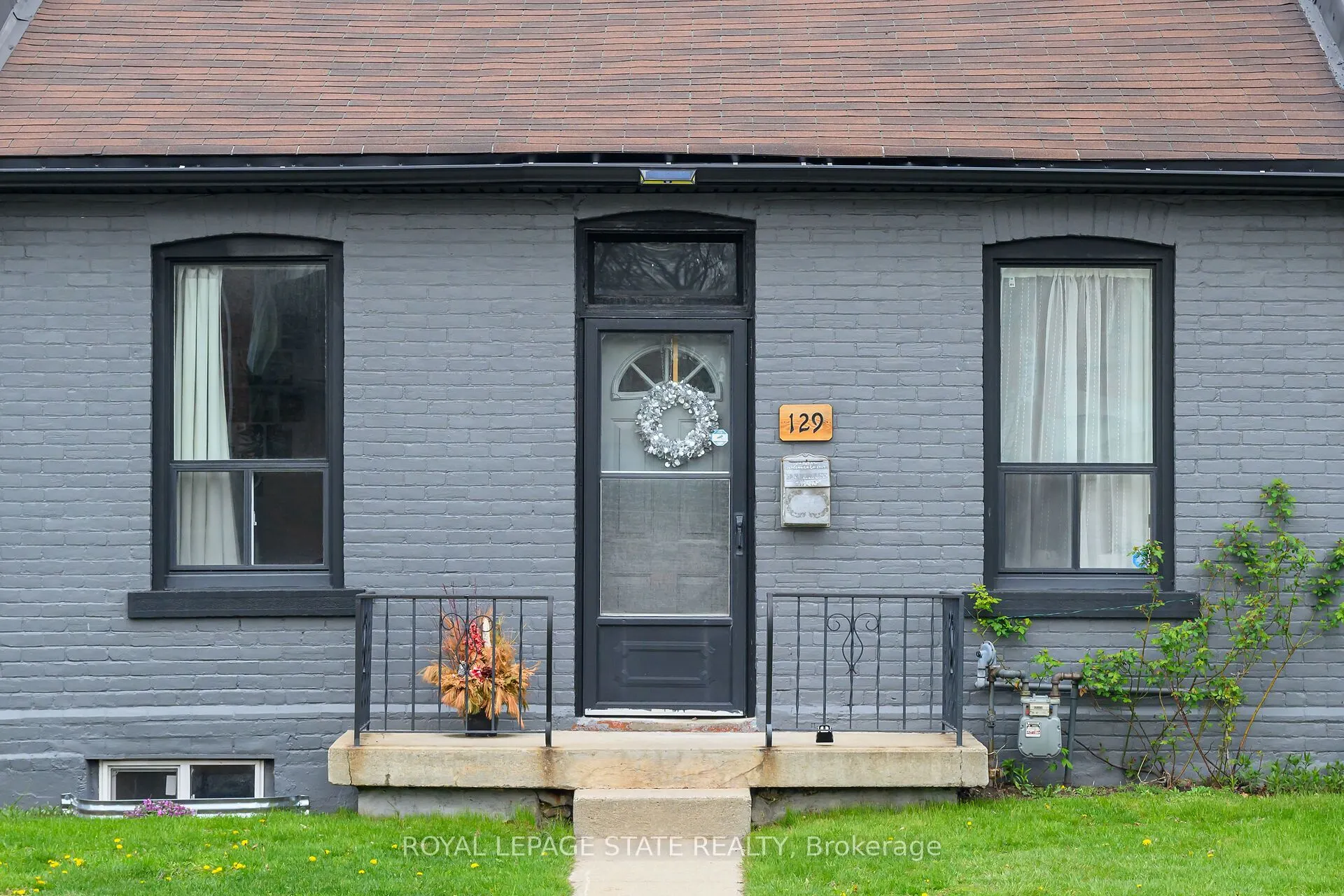 129 Dundurn Street N