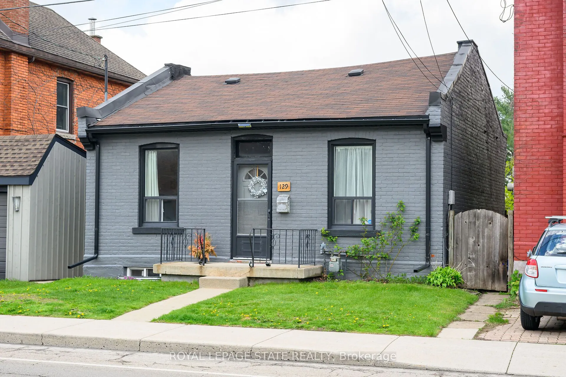 129 Dundurn Street N