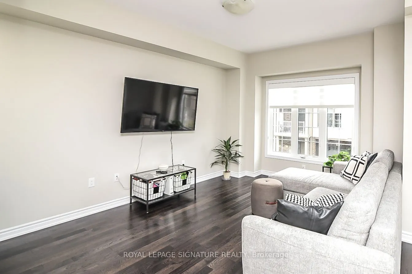 377 Glancaster Road, #53