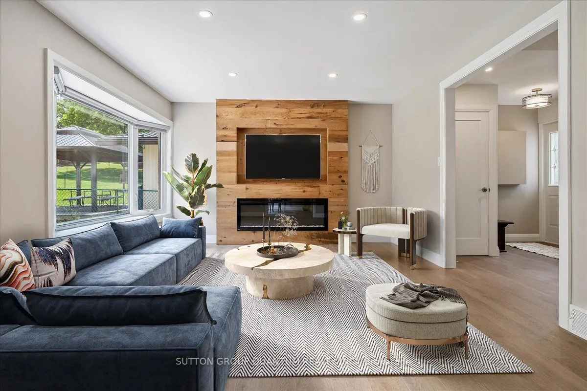 18 Pleasant Avenue, #Unit 1