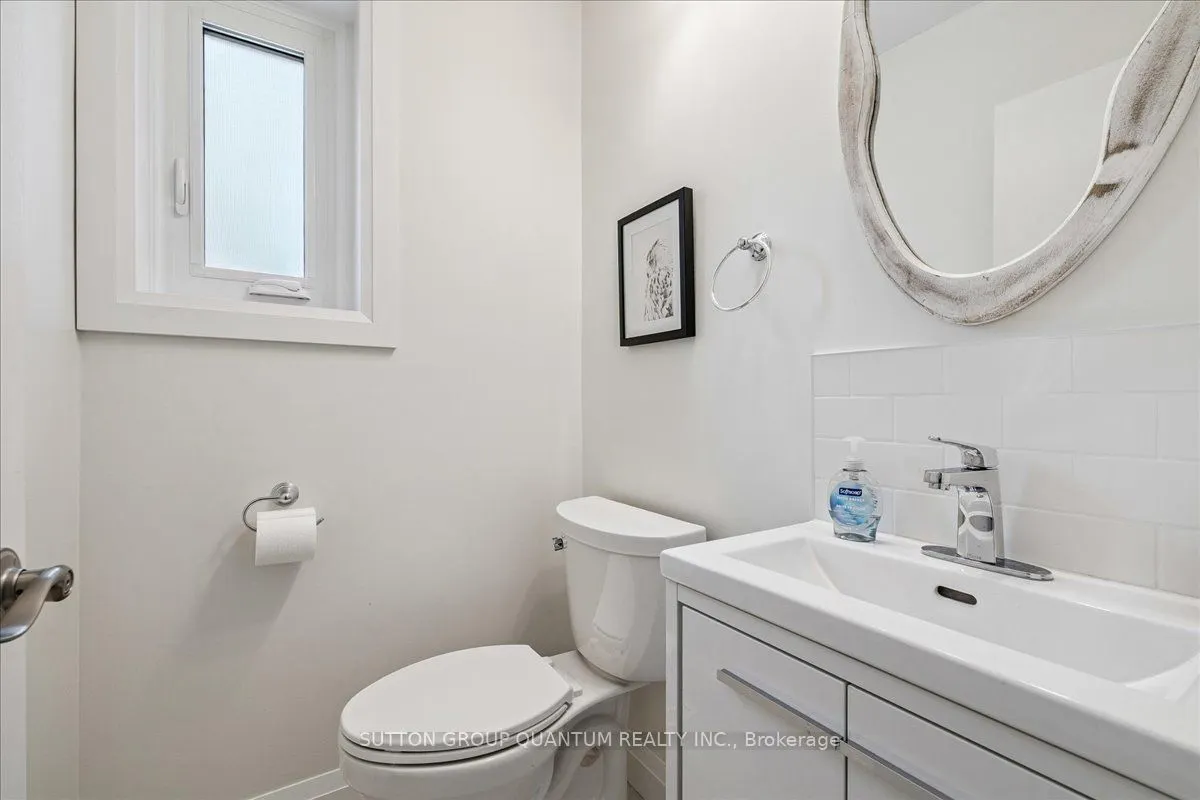 18 Pleasant Avenue, #Unit 1