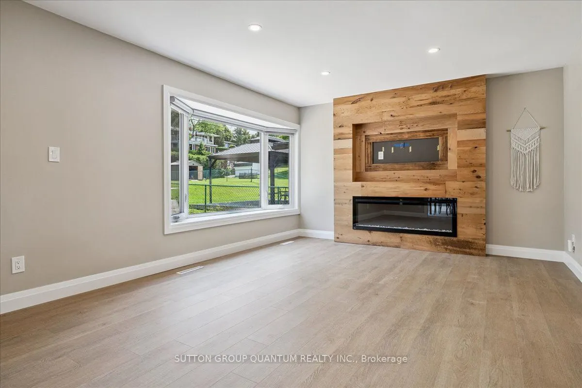 18 Pleasant Avenue, #Unit 1