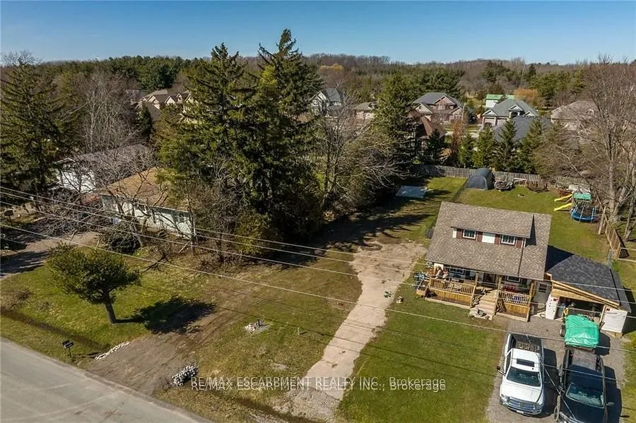 815 Foss Road