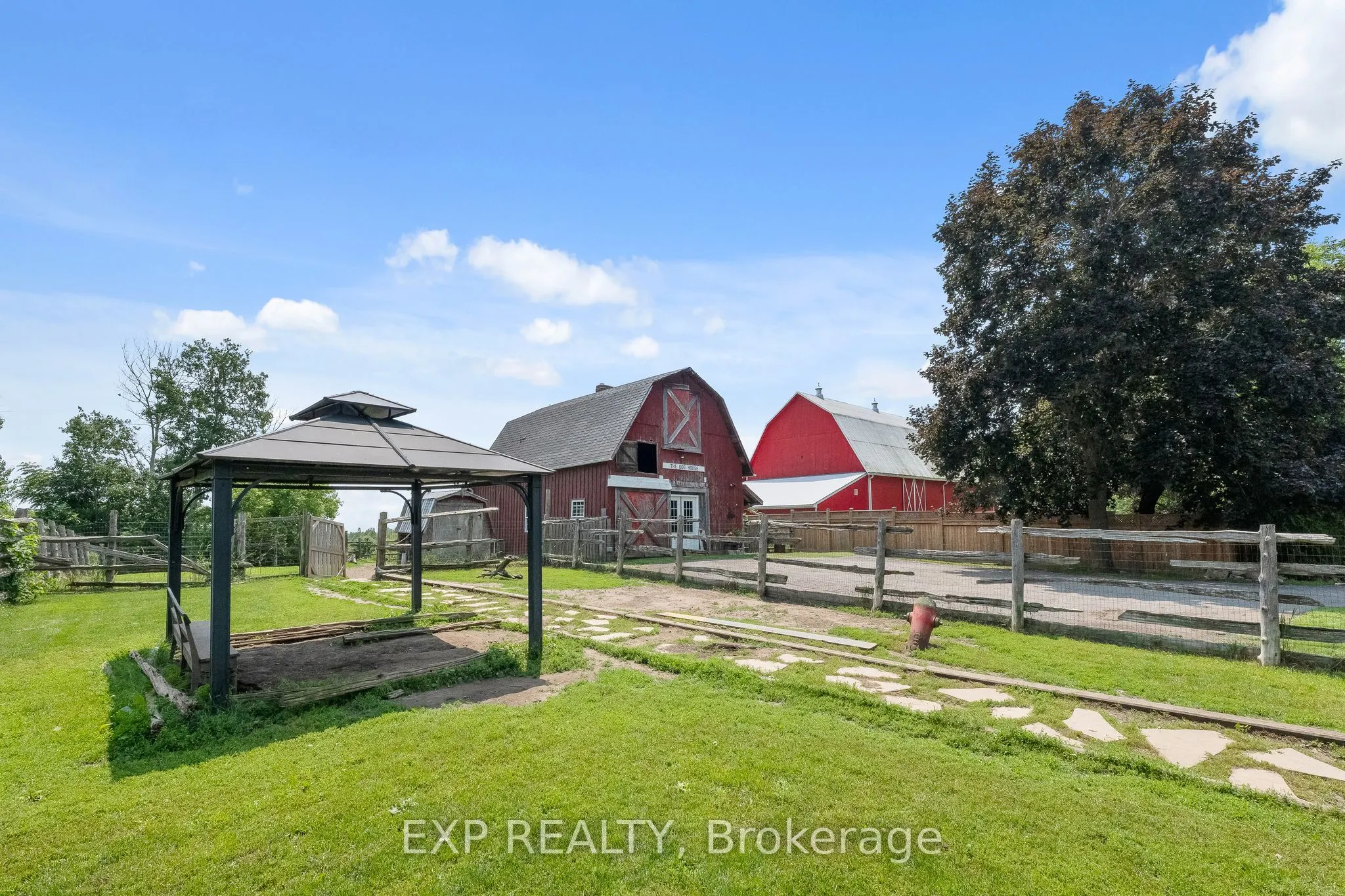 206 King Street E