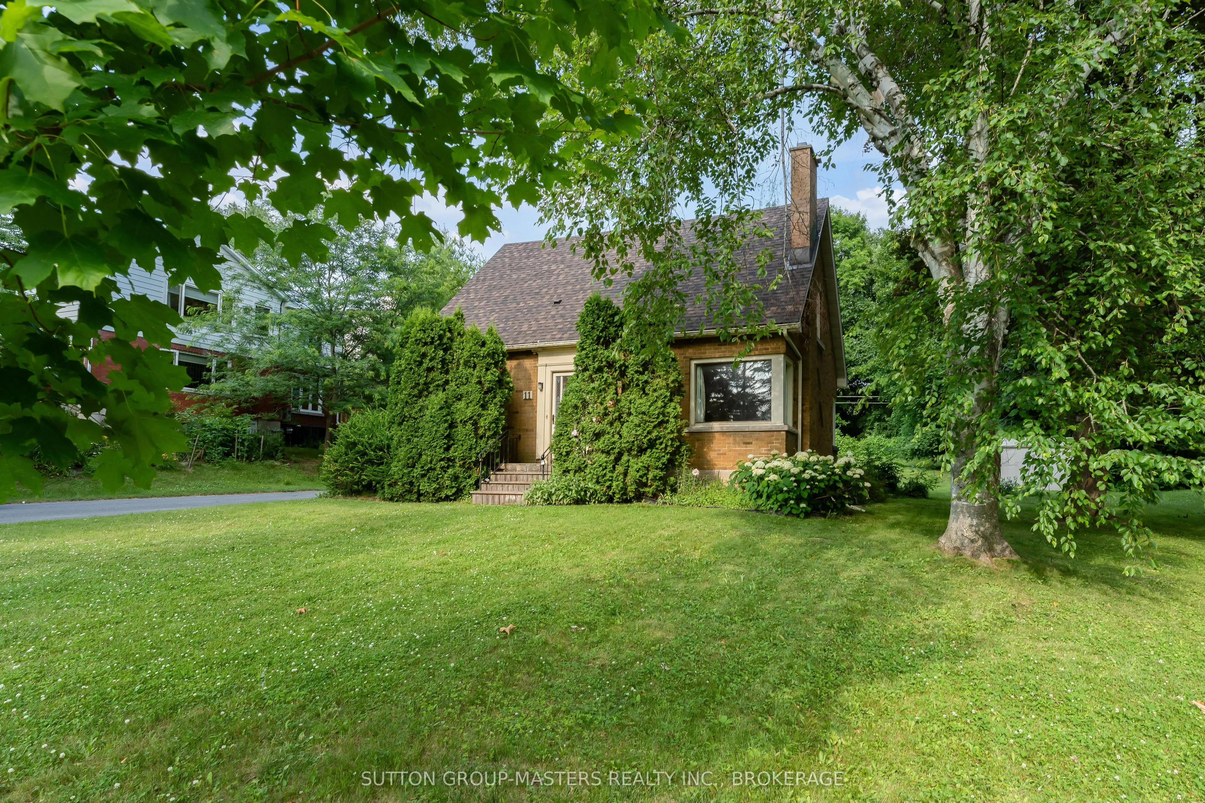 11 Grenville Road