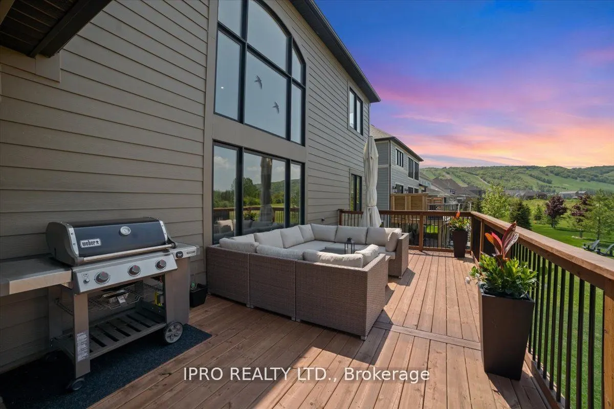 138 Creekwood Court E