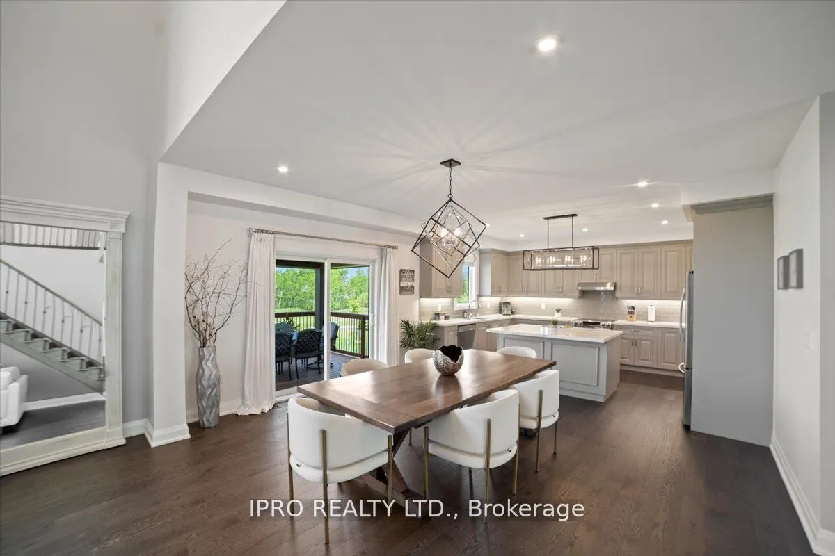 138 Creekwood Court E