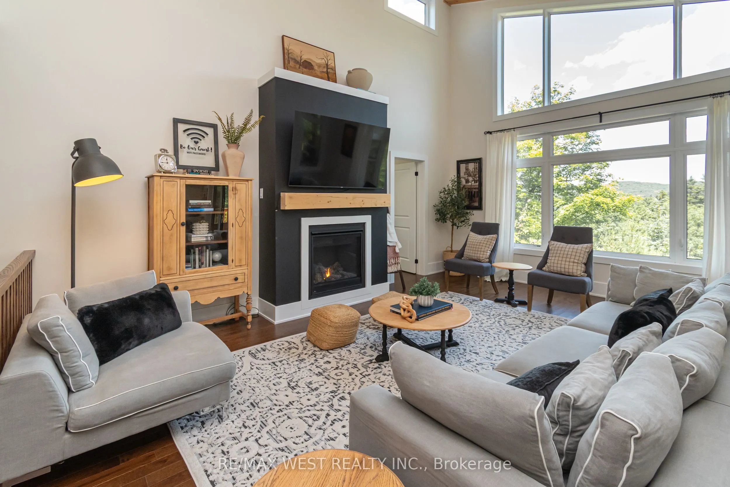 1006 Fallingbrook Court, #27