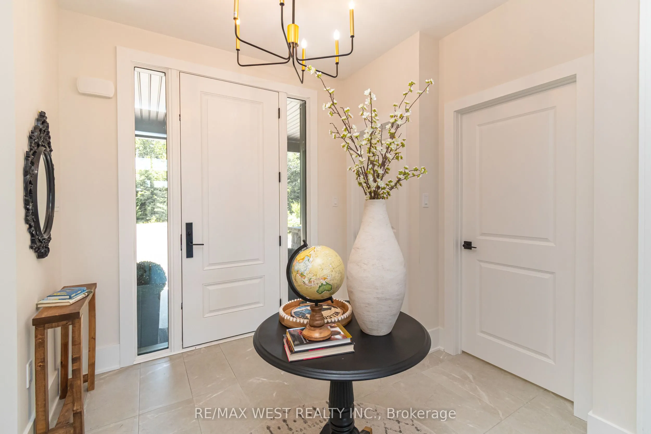 1006 Fallingbrook Court, #27