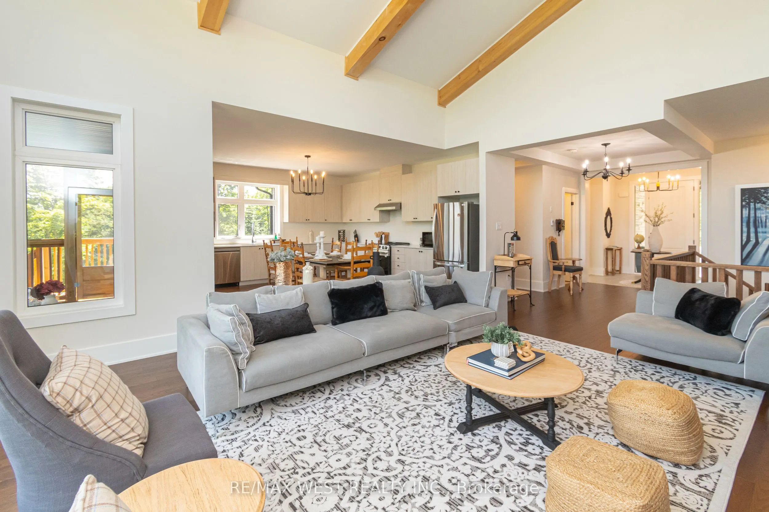1006 Fallingbrook Court, #27