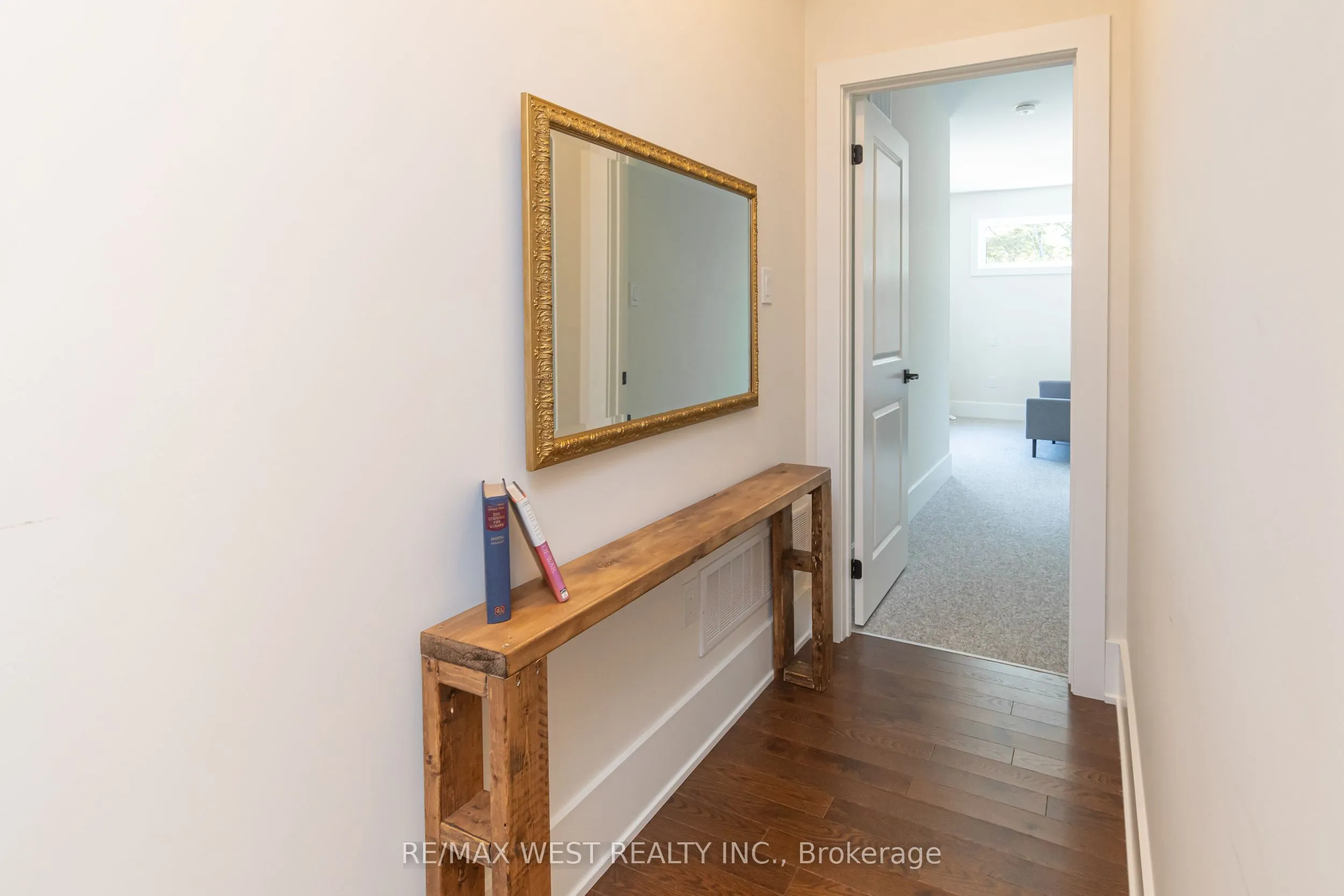 1006 Fallingbrook Court, #27