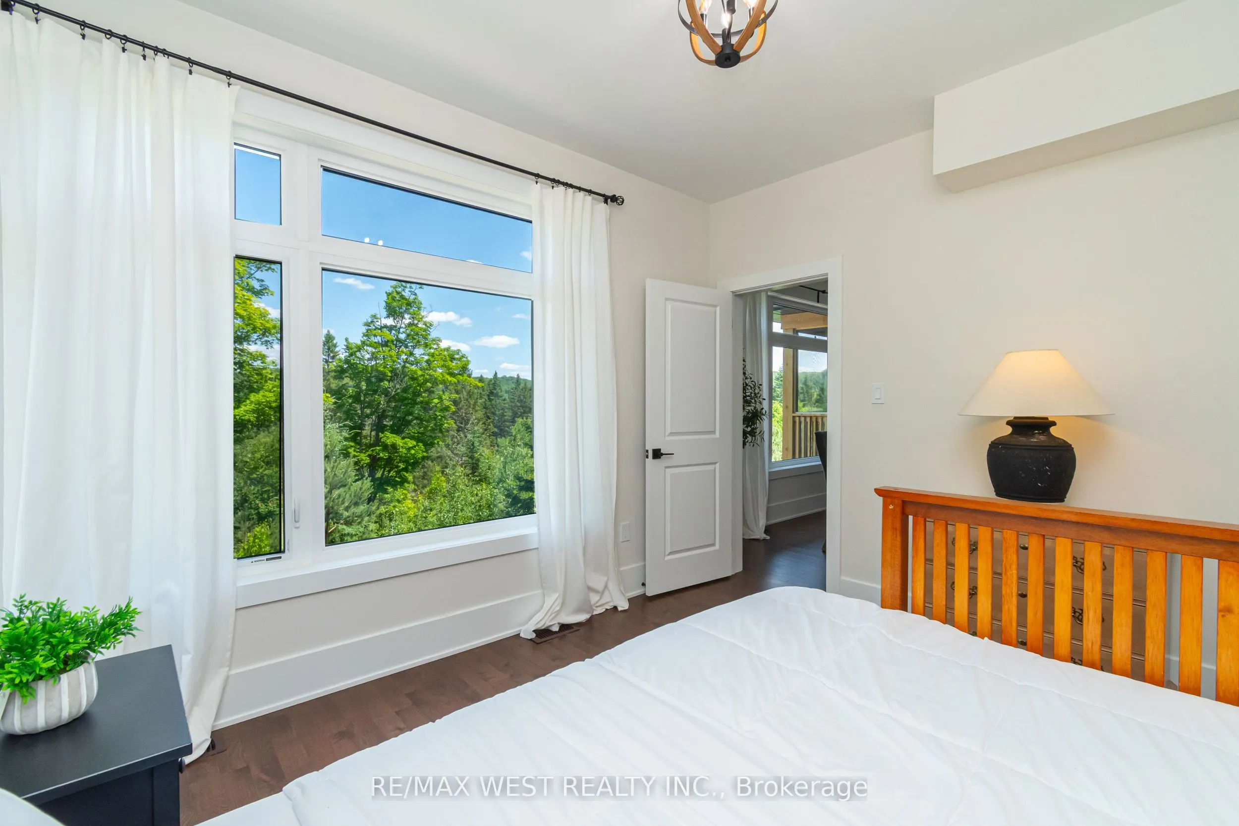 1006 Fallingbrook Court, #27