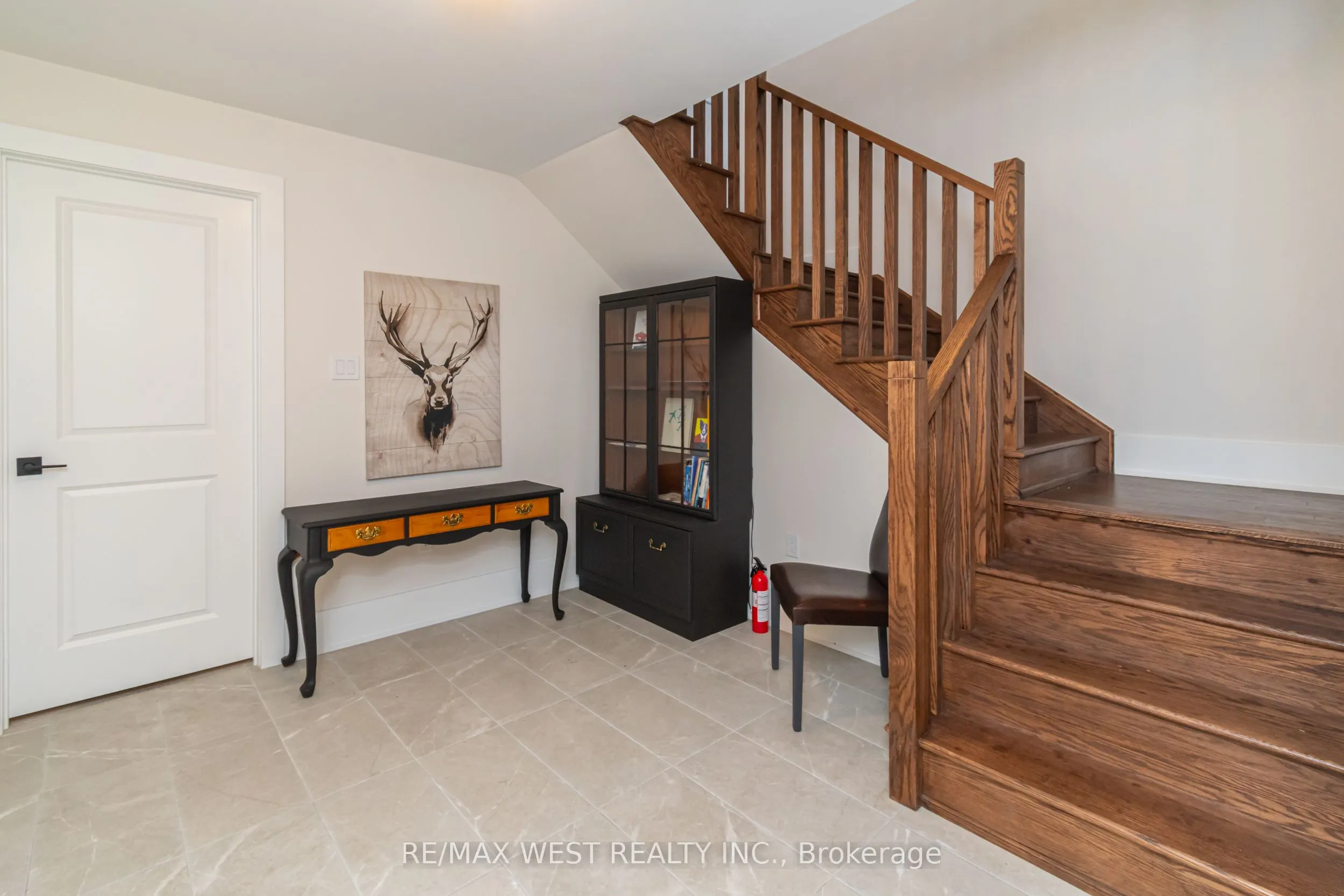 1006 Fallingbrook Court, #27
