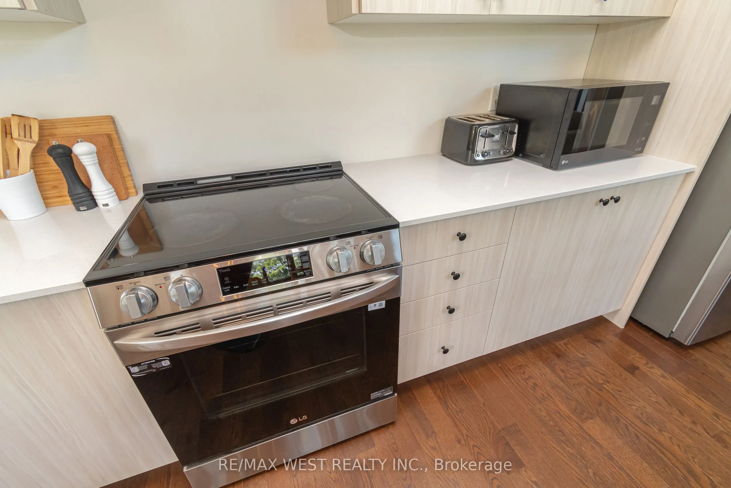 1006 Fallingbrook Court, #27