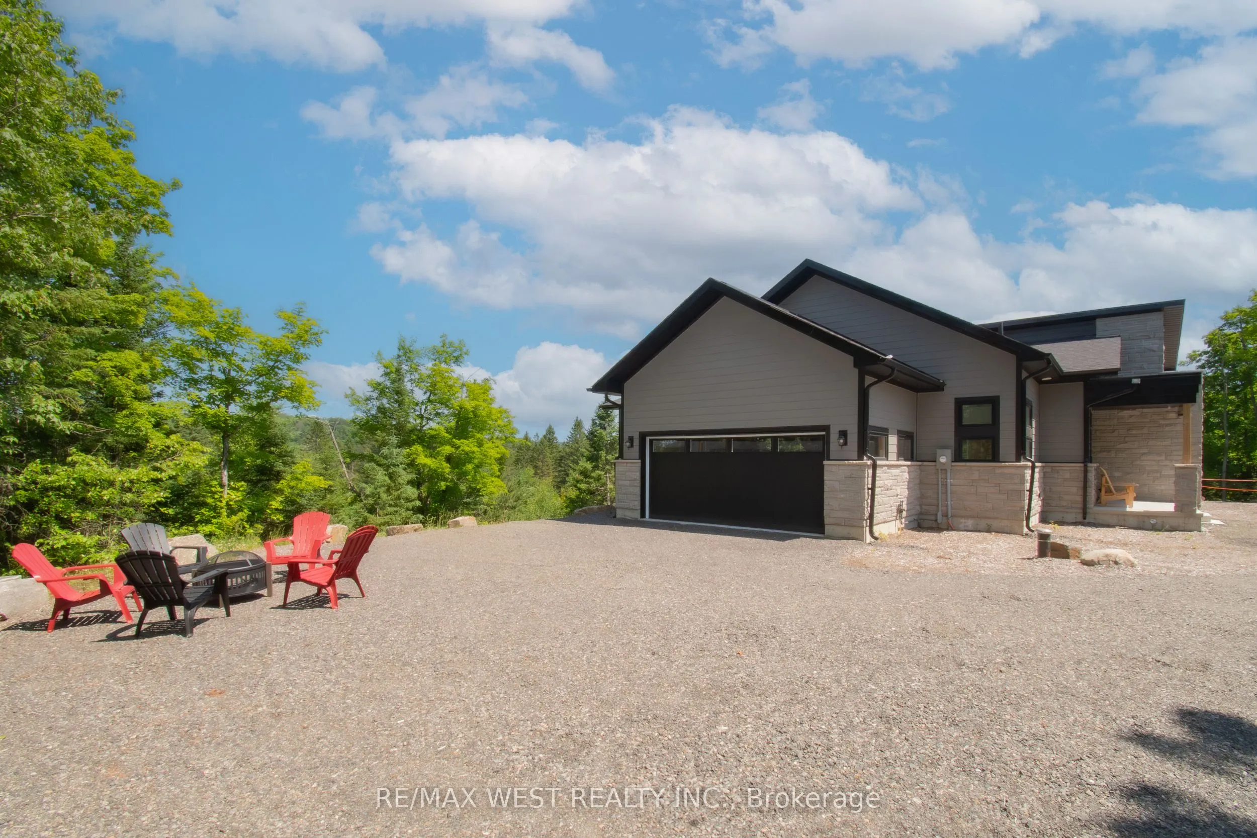 1006 Fallingbrook Court, #27