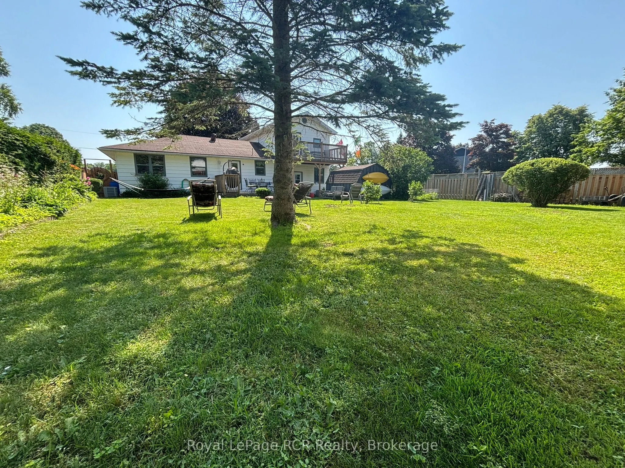 48 4th Avenue W