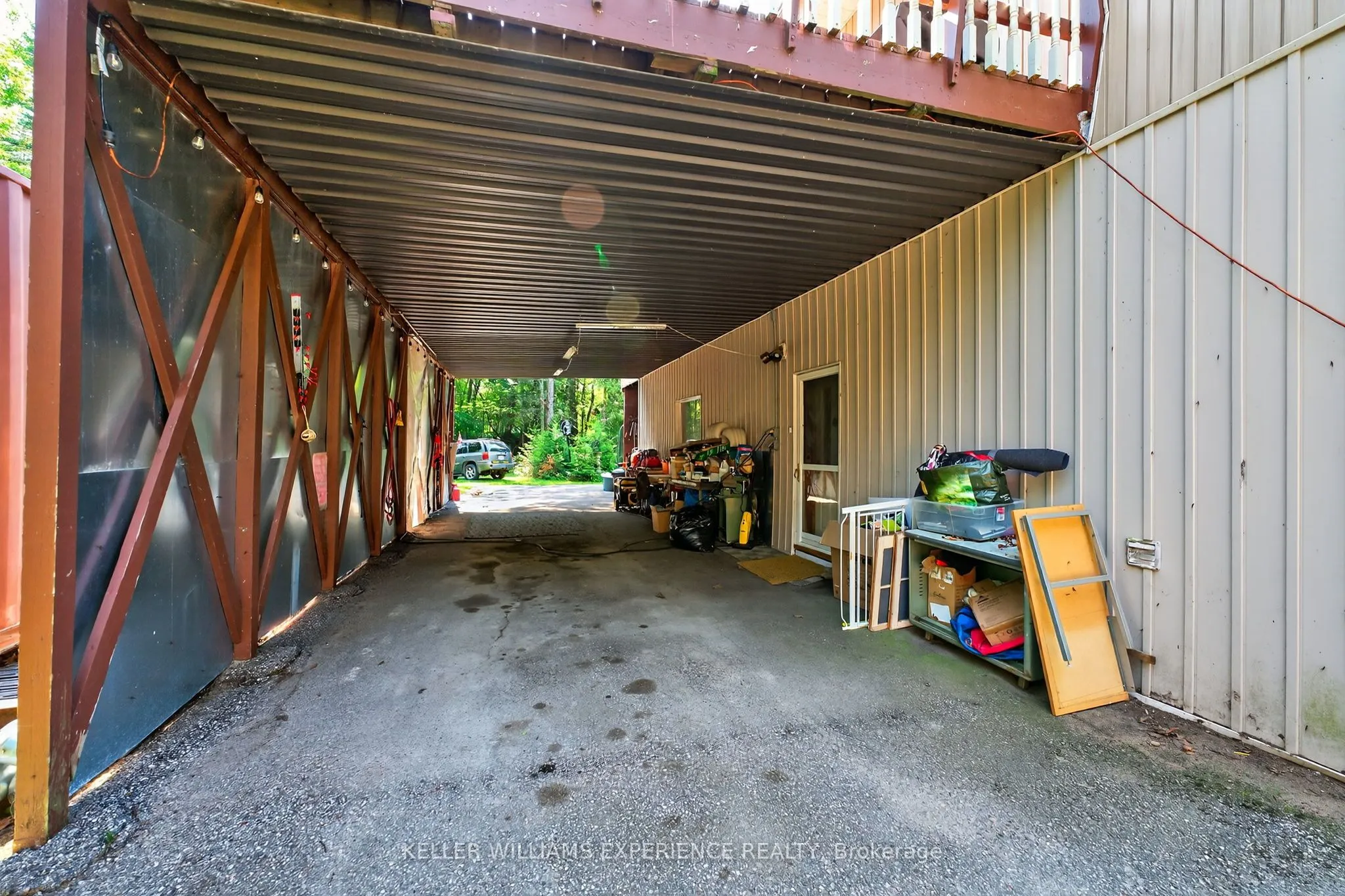 27 Wolverine Beach Road