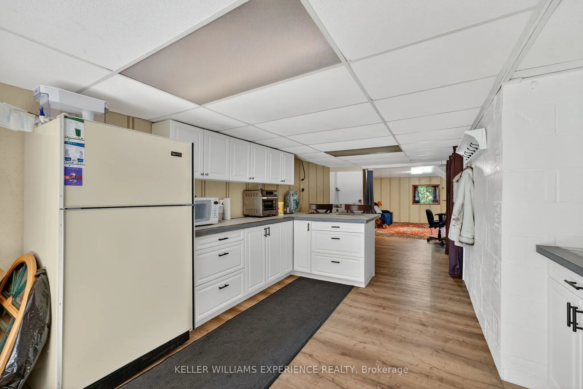 27 Wolverine Beach Road
