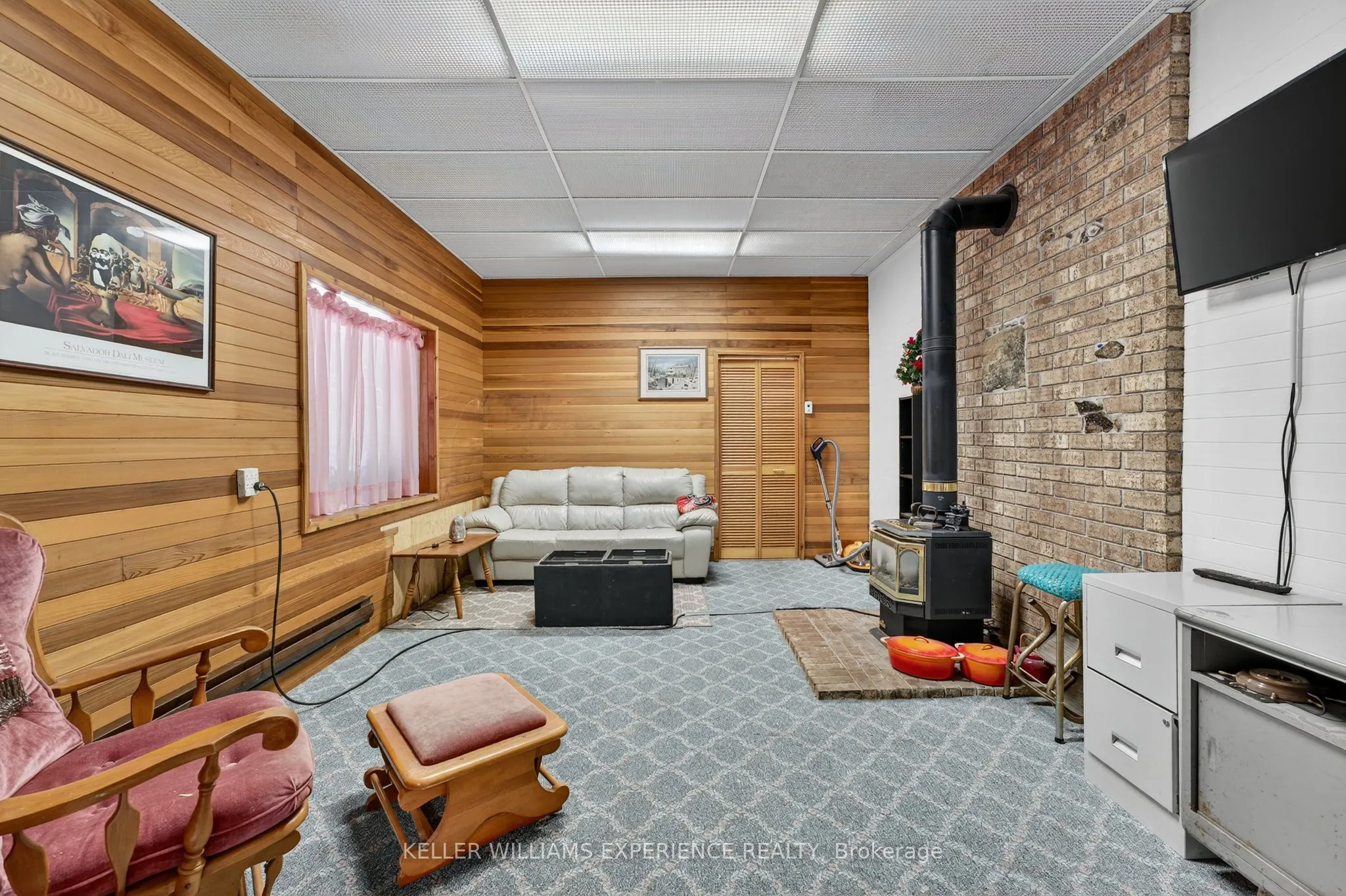 27 Wolverine Beach Road