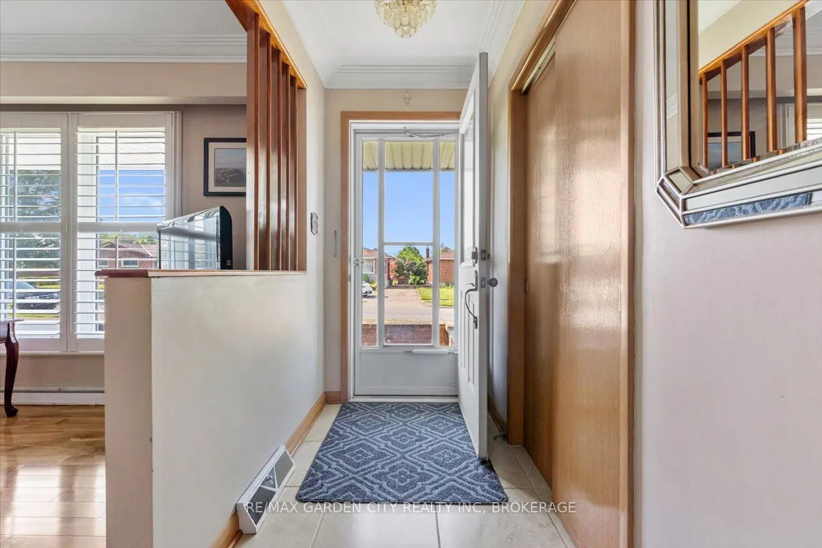 160 ELGIN Street