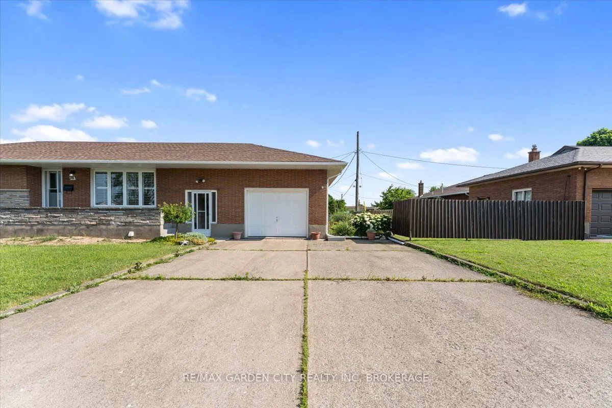 160 ELGIN Street
