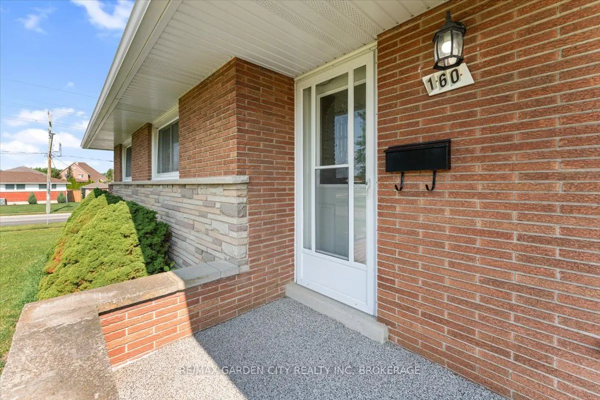 160 ELGIN Street