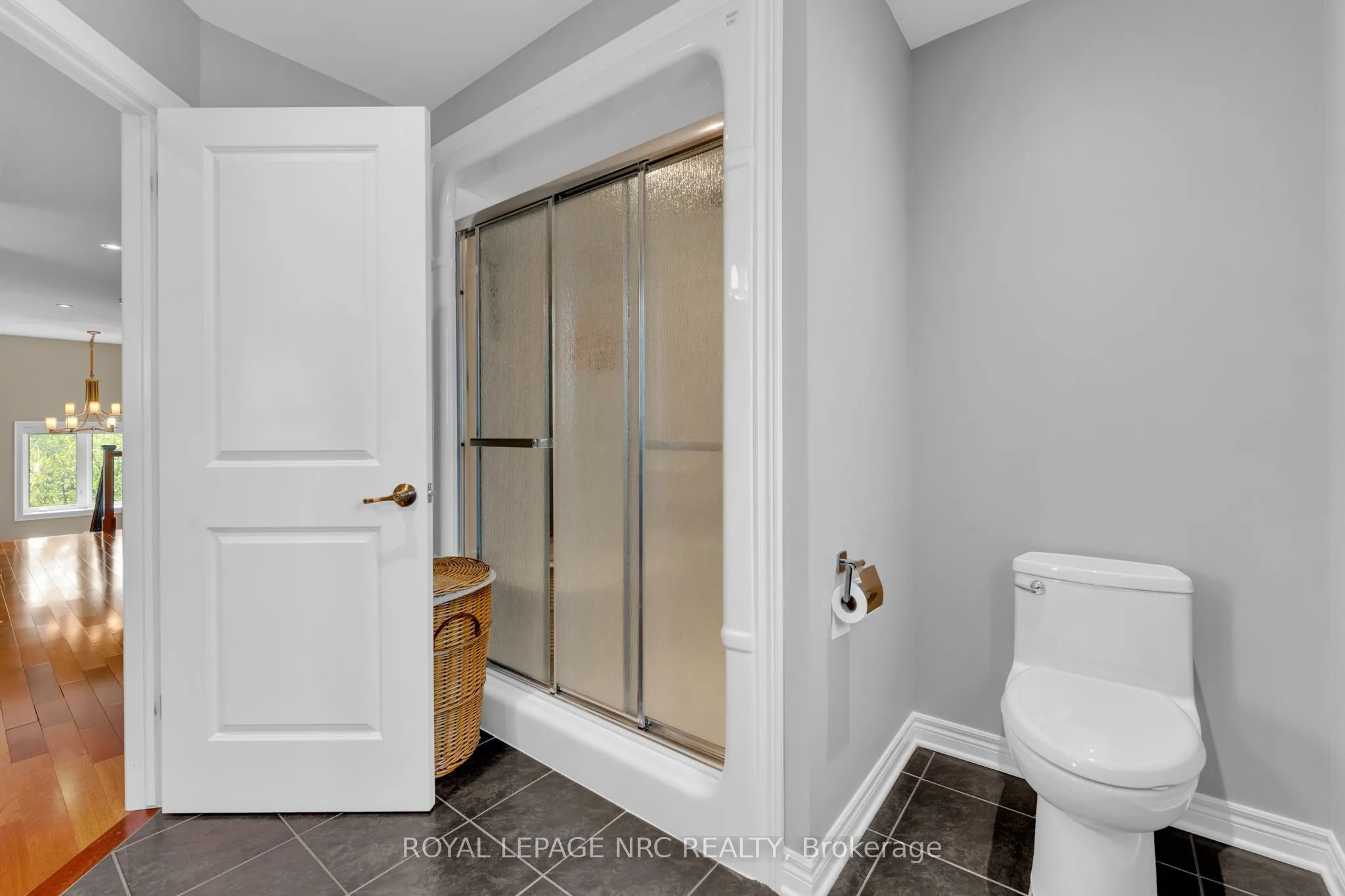 13 Alex Grant Place