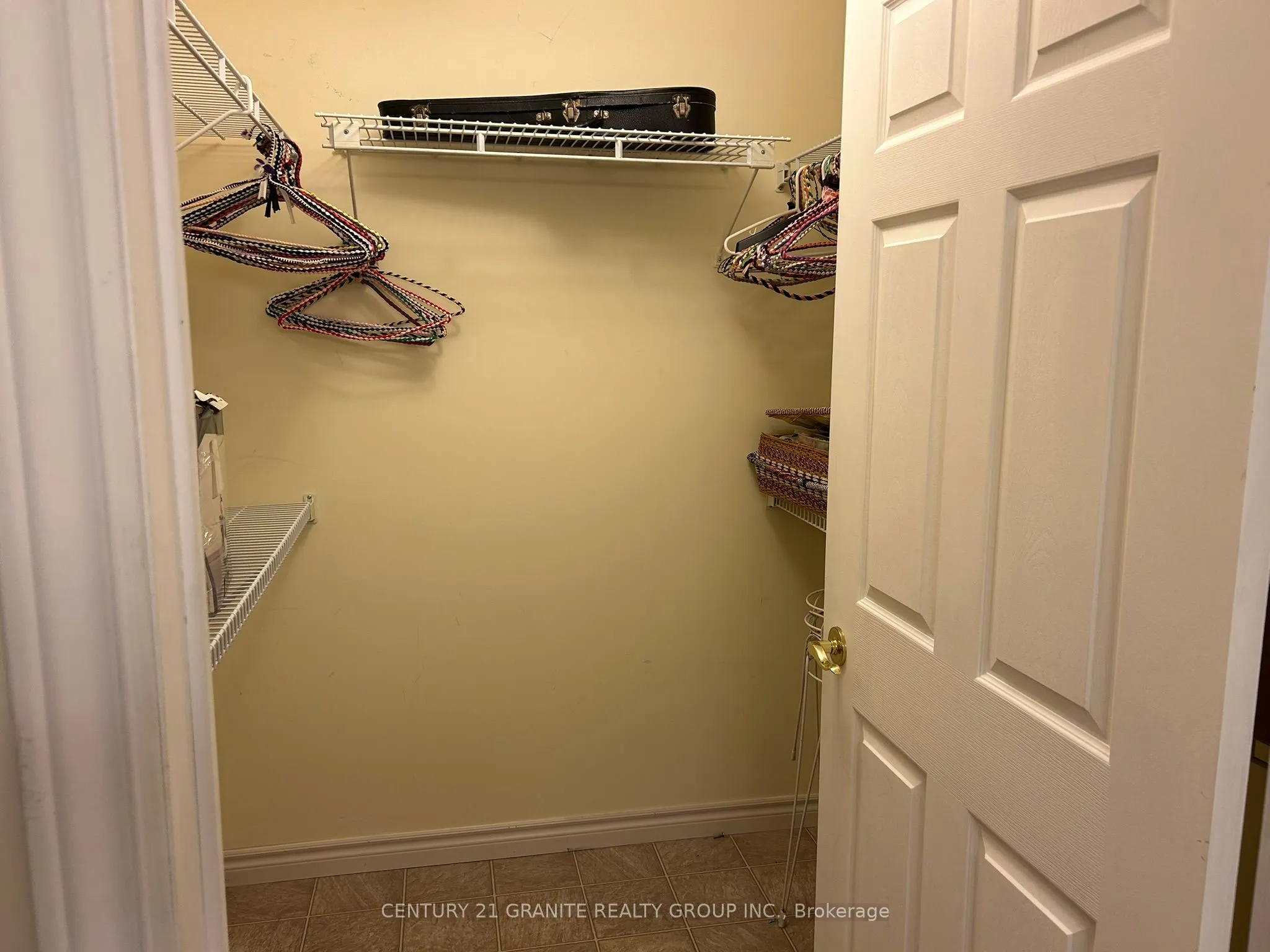16 Alice Street, #4