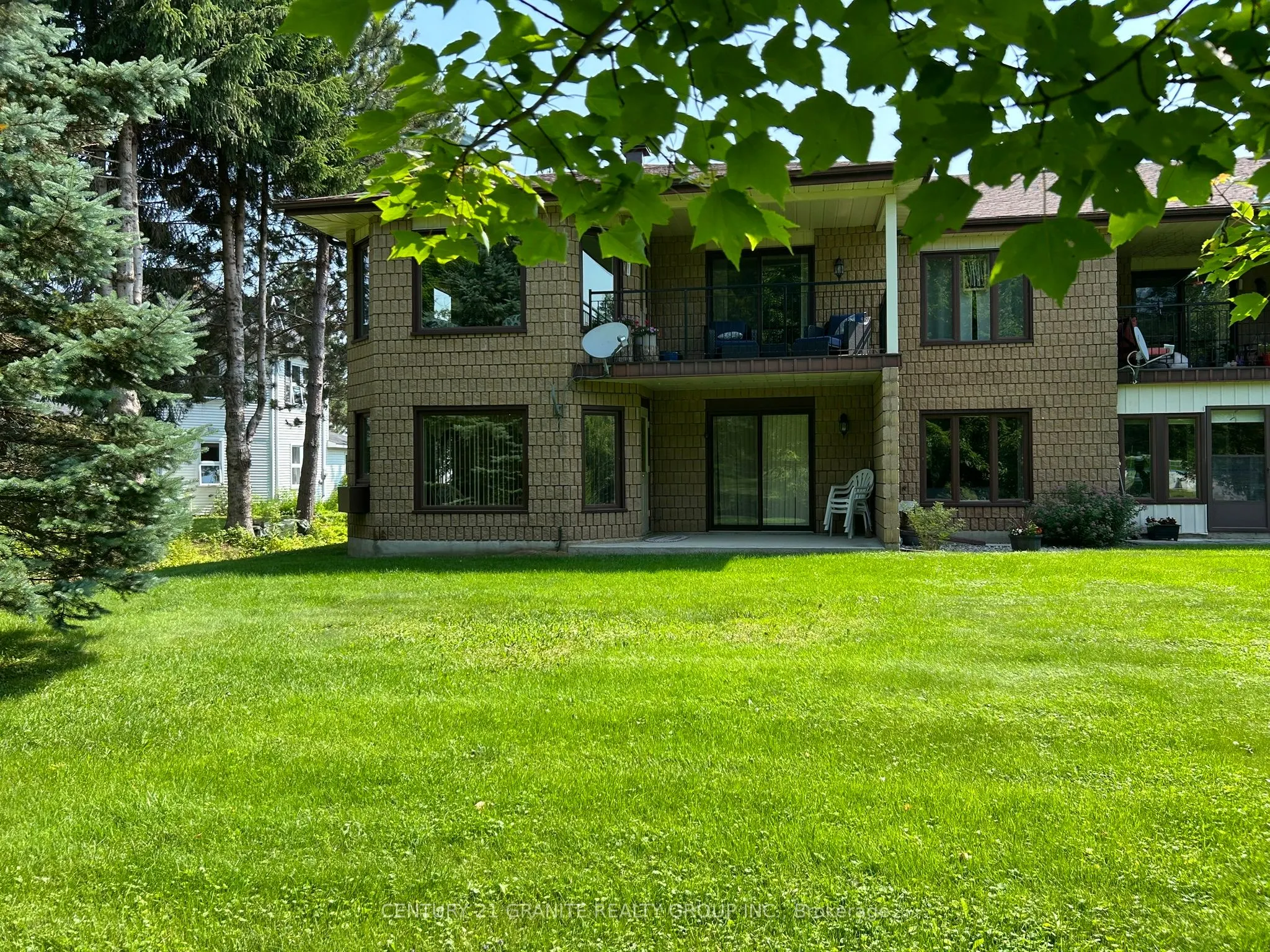 16 Alice Street, #4