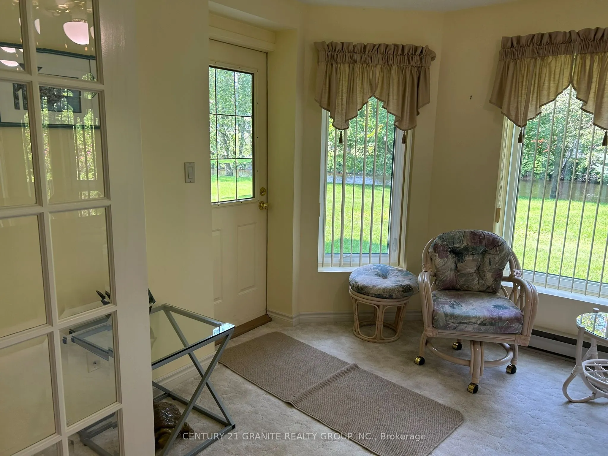 16 Alice Street, #4