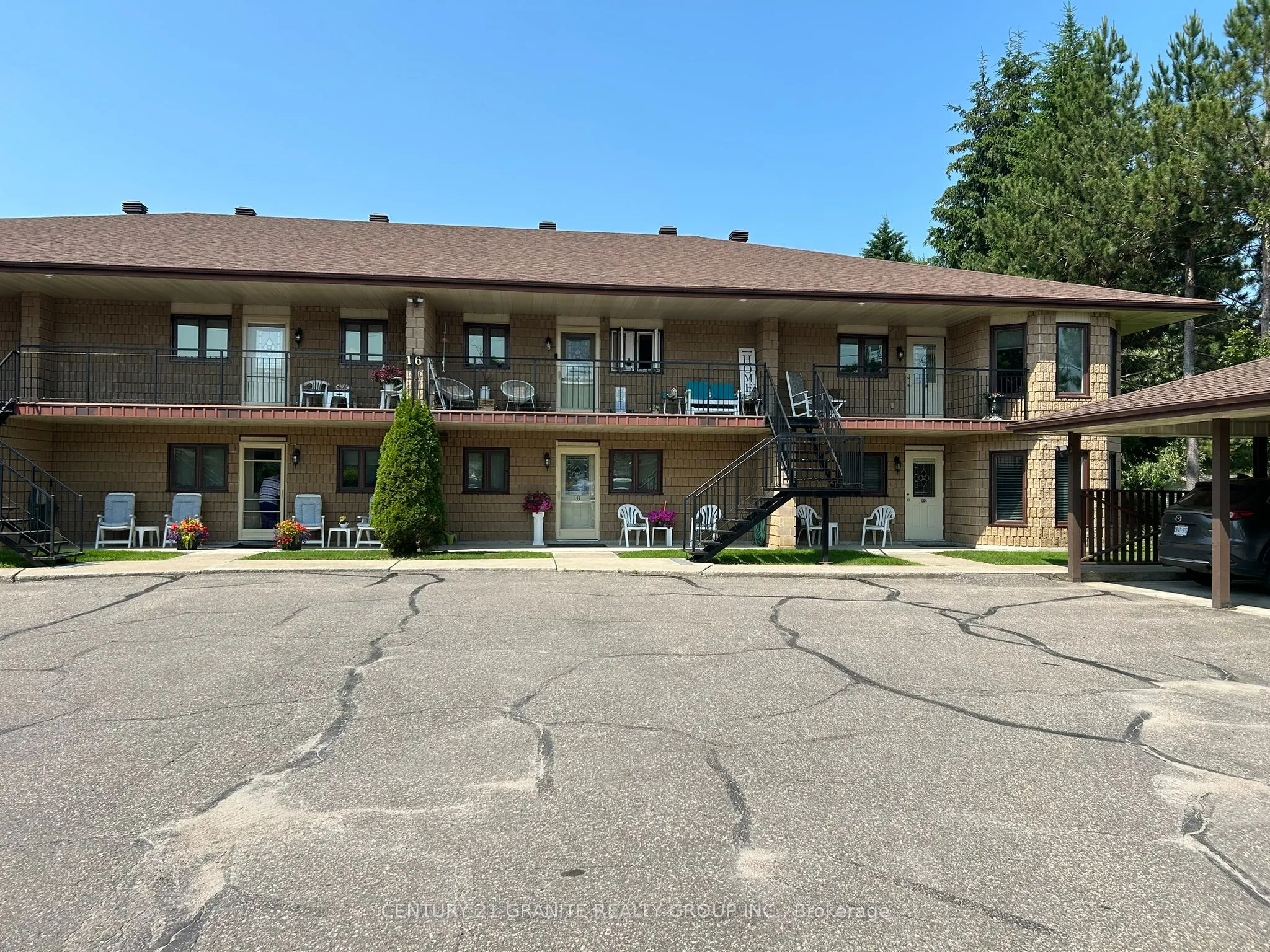 16 Alice Street, #4