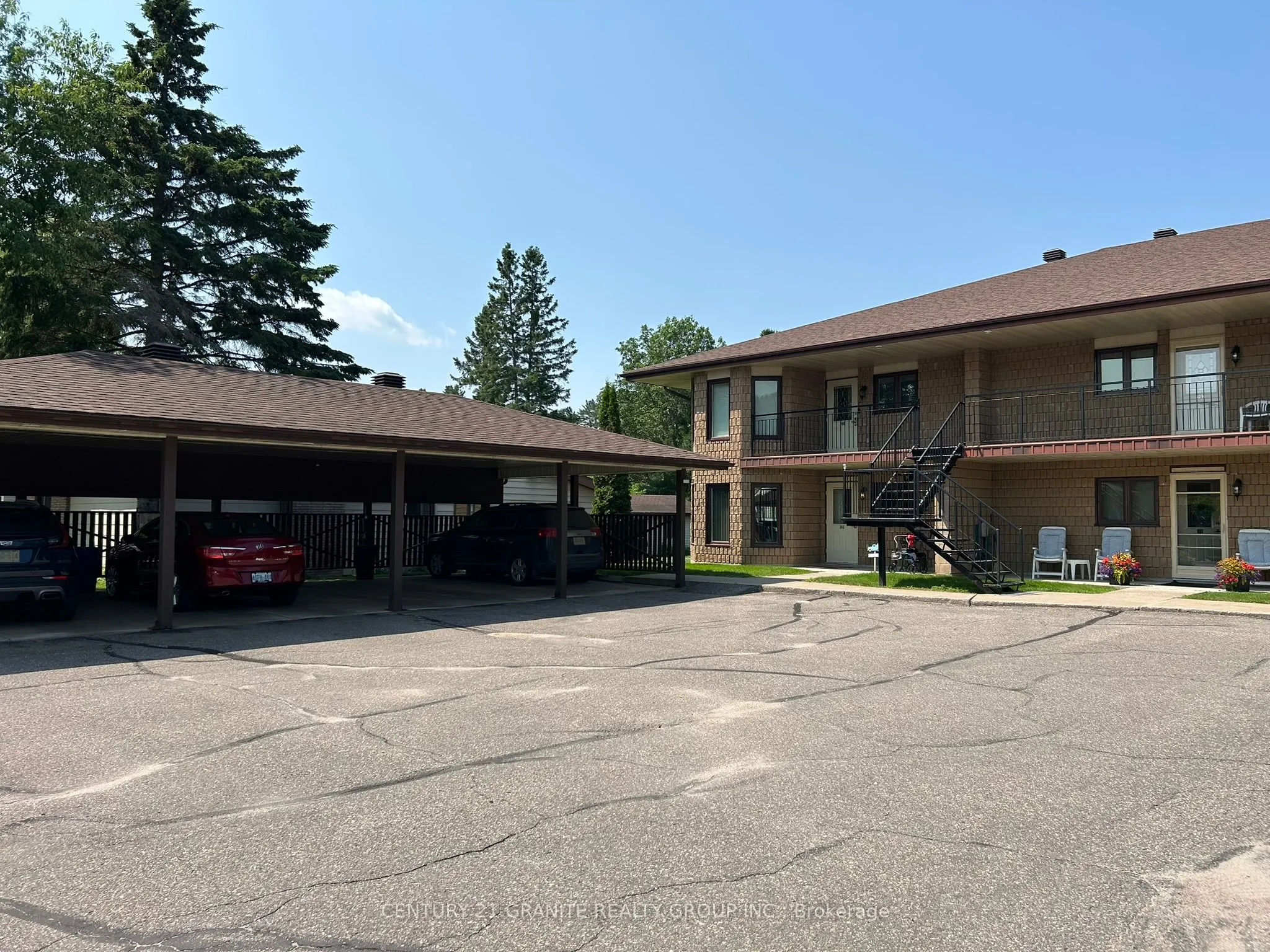 16 Alice Street, #4