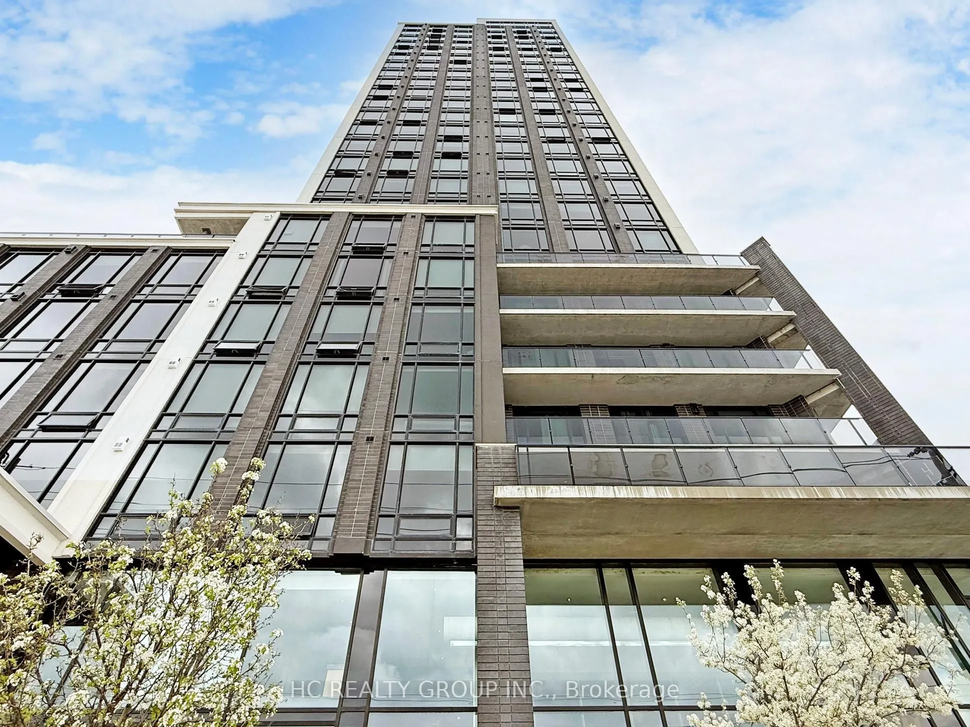 330 Phillip Street, #S2405