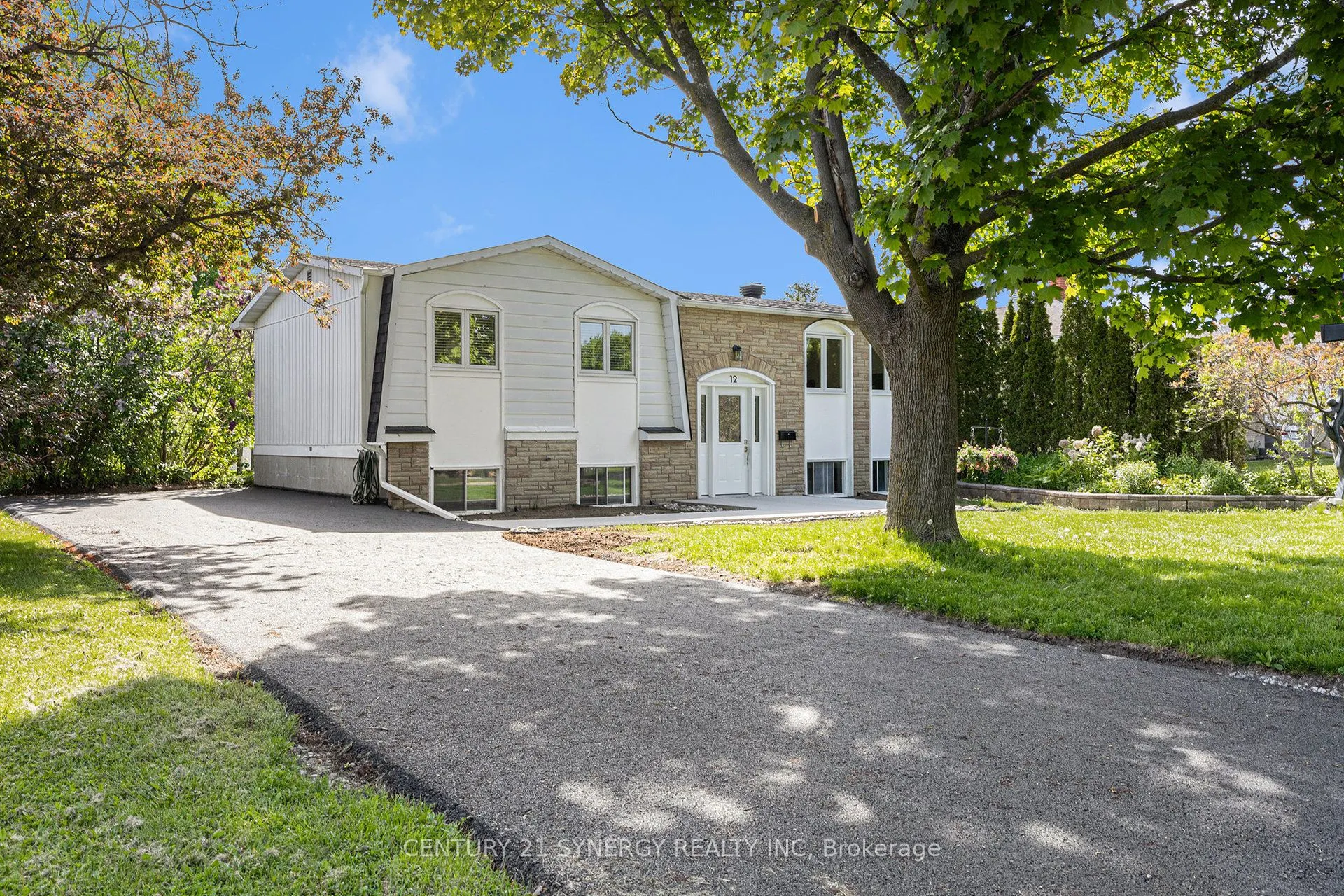 12 Morgan Avenue