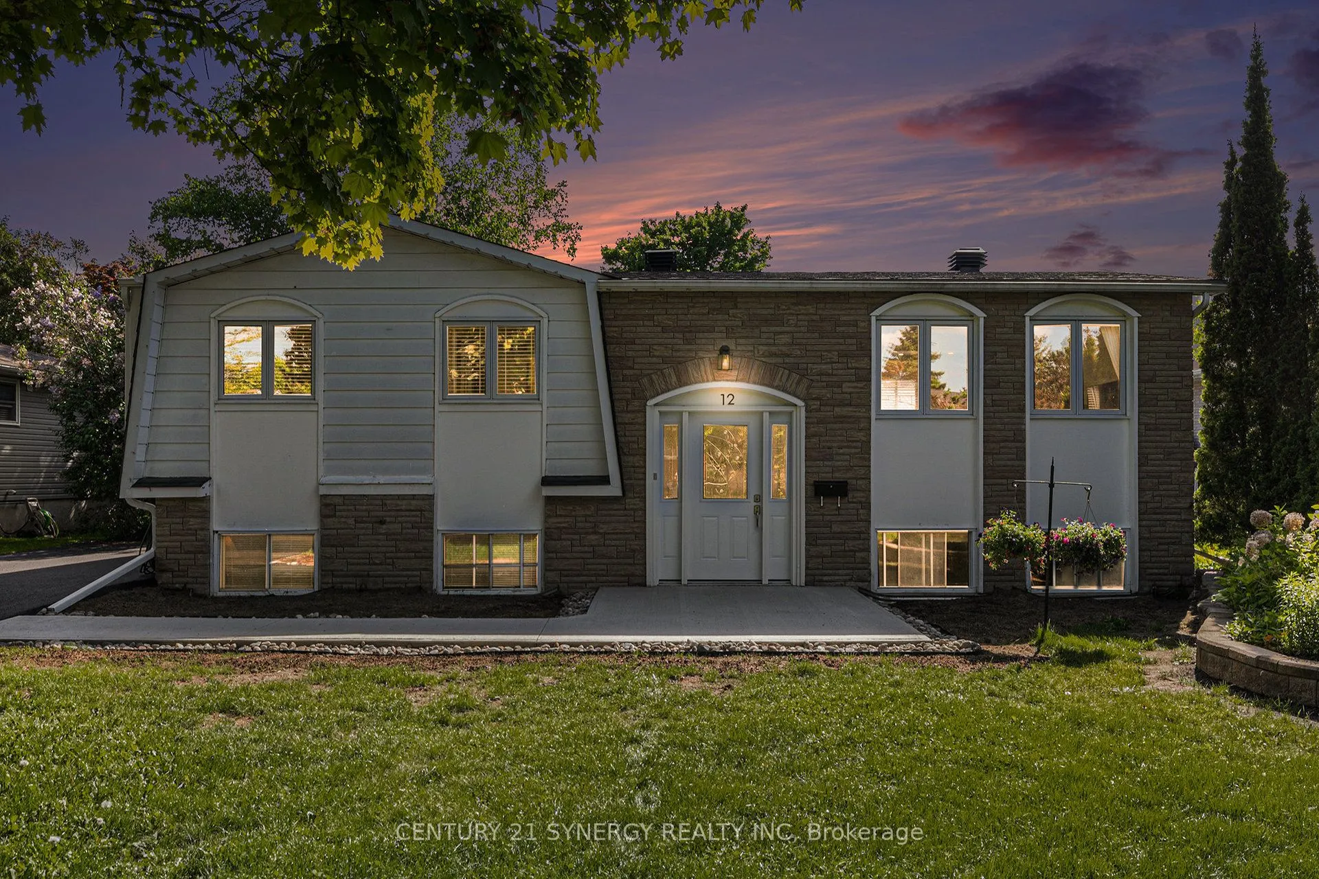 12 Morgan Avenue