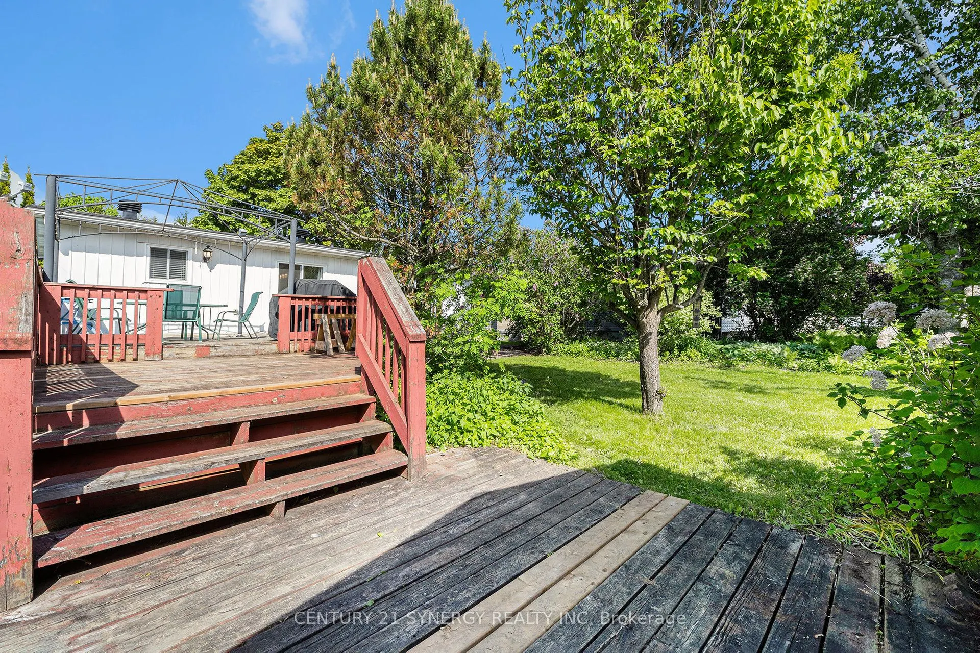 12 Morgan Avenue