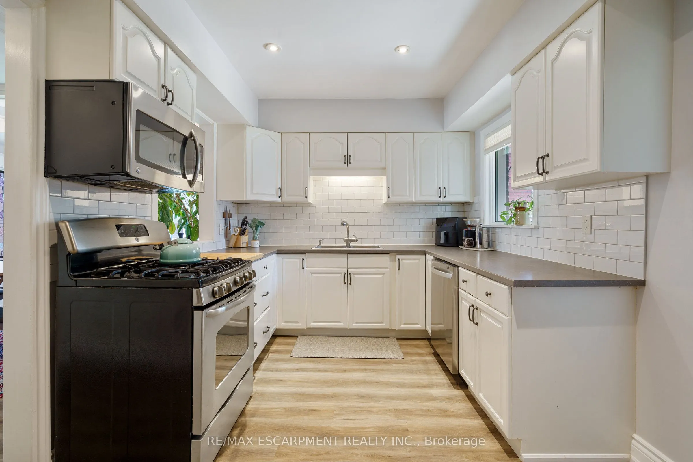 74 Rosemont Avenue