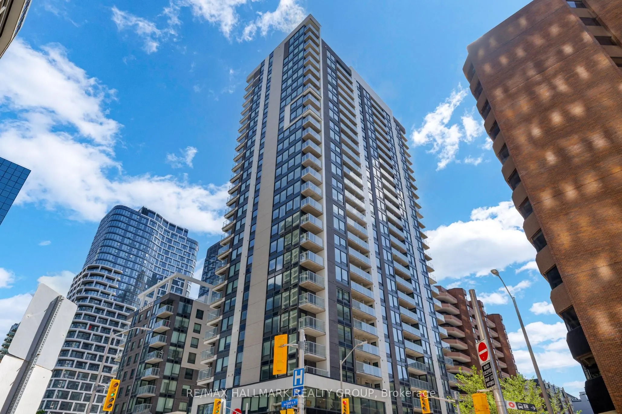 340 Queen Street, #702