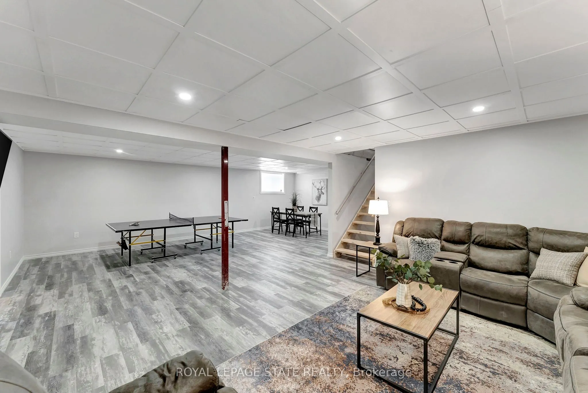 4881 Mapleview Crescent