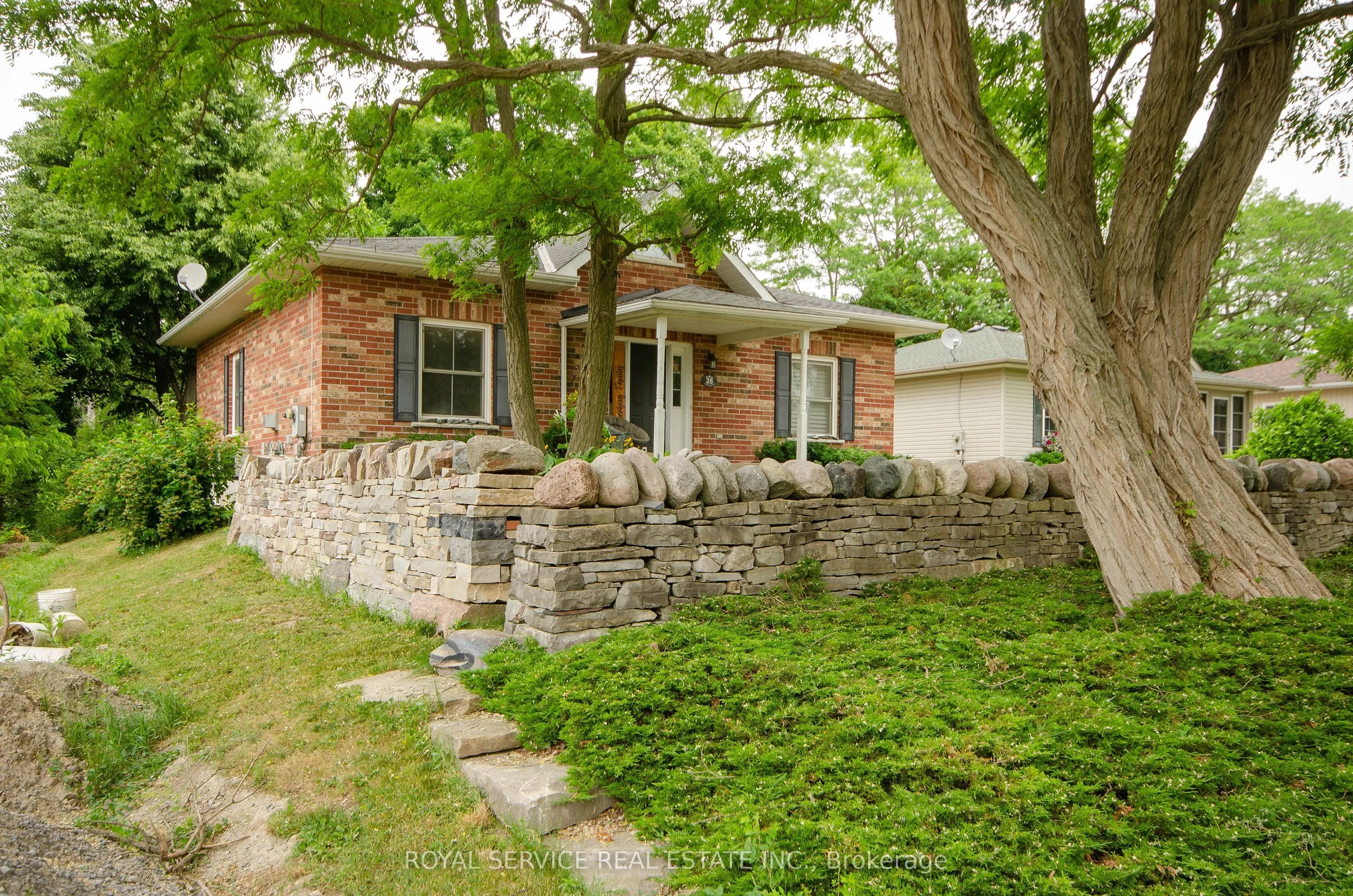 28 Clifton Road