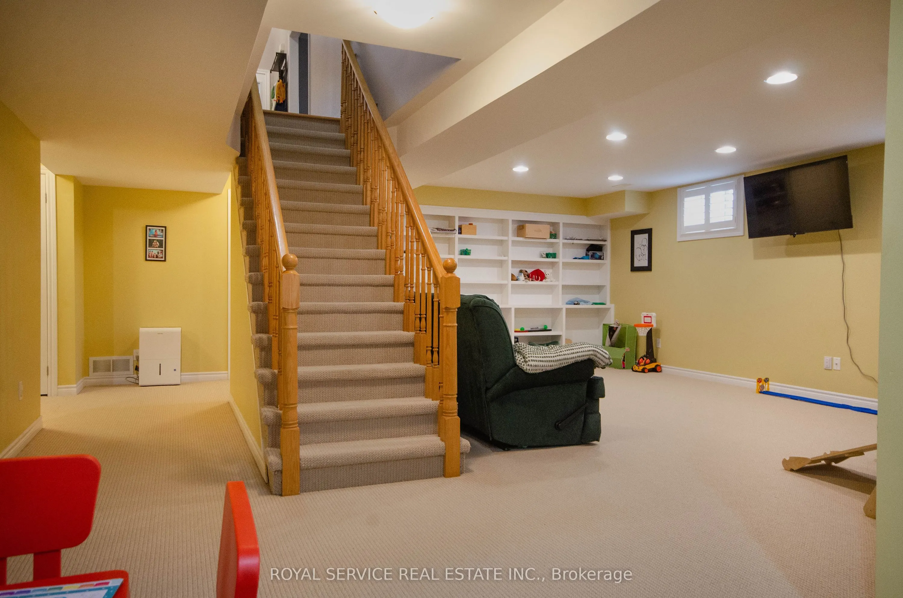 28 Clifton Road