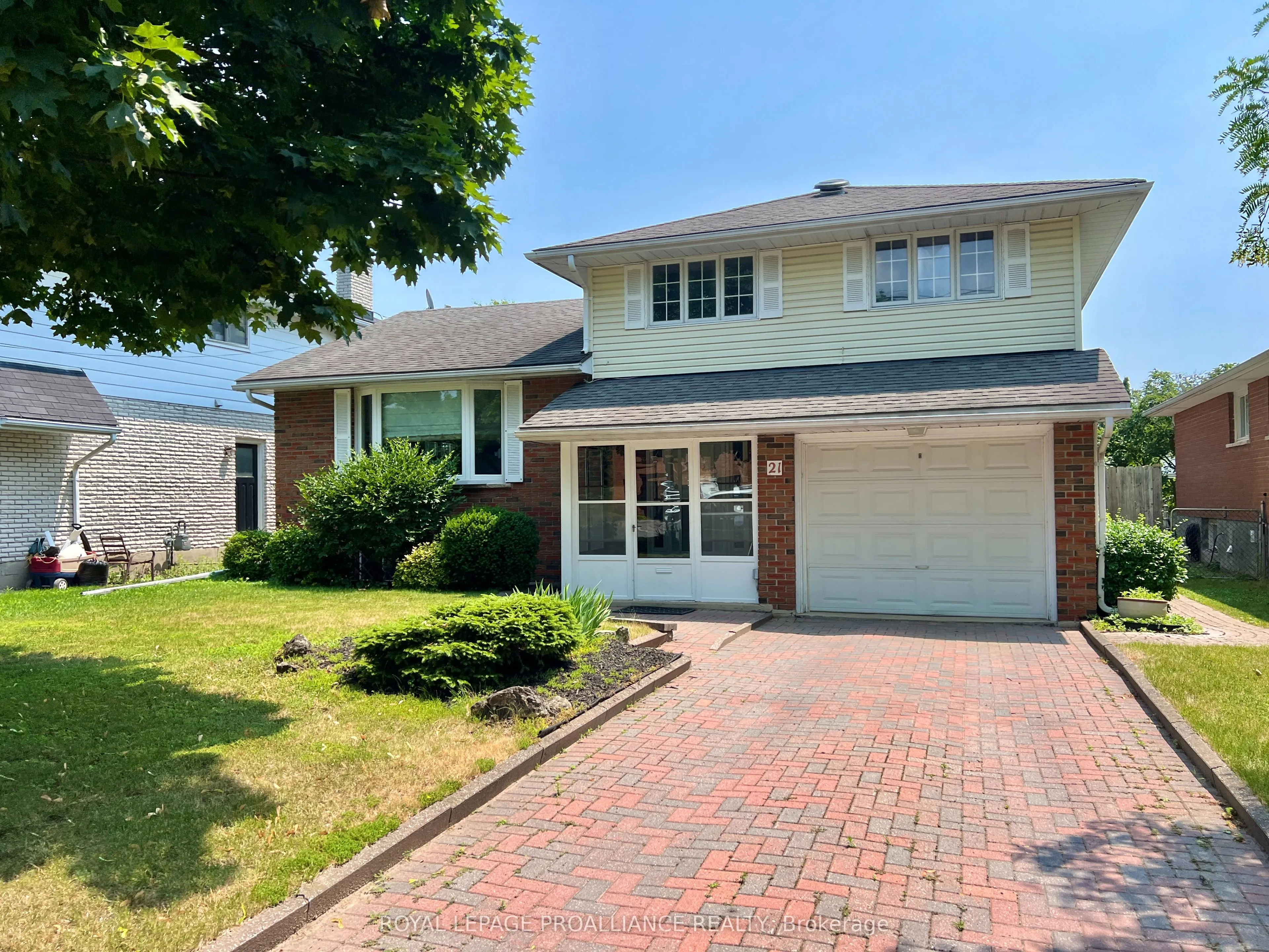 21 Dunnett Boulevard