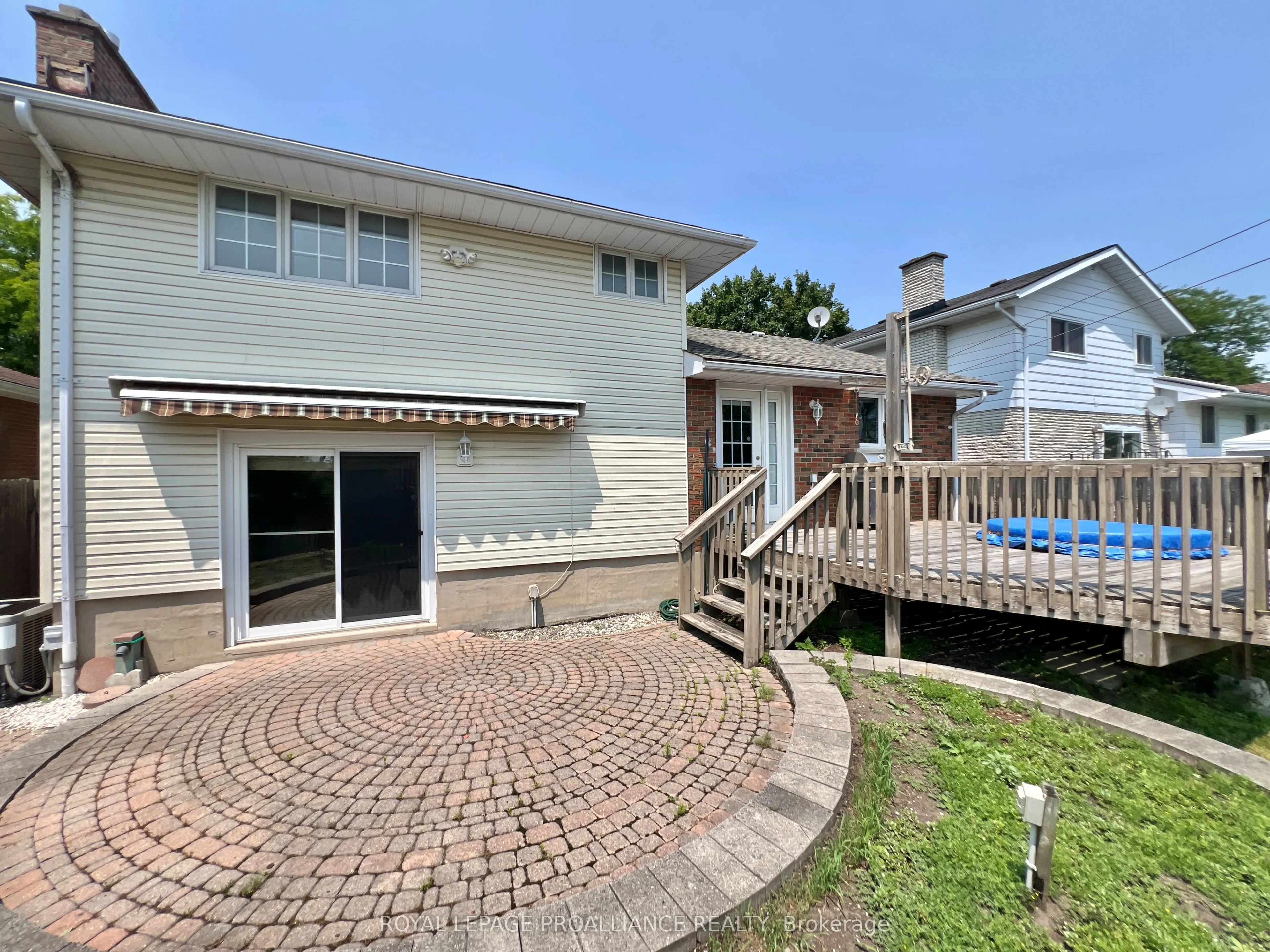 21 Dunnett Boulevard