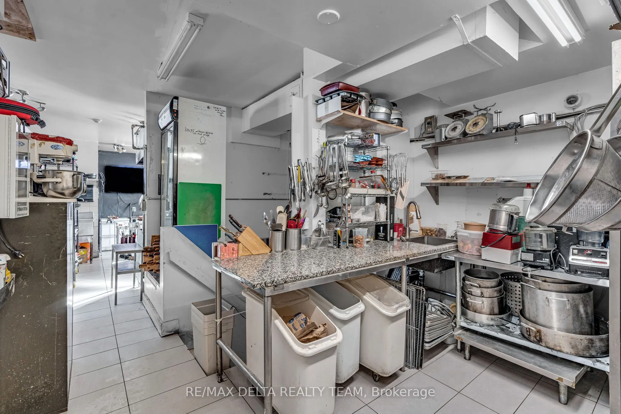 2607 OLD MONTREAL Road