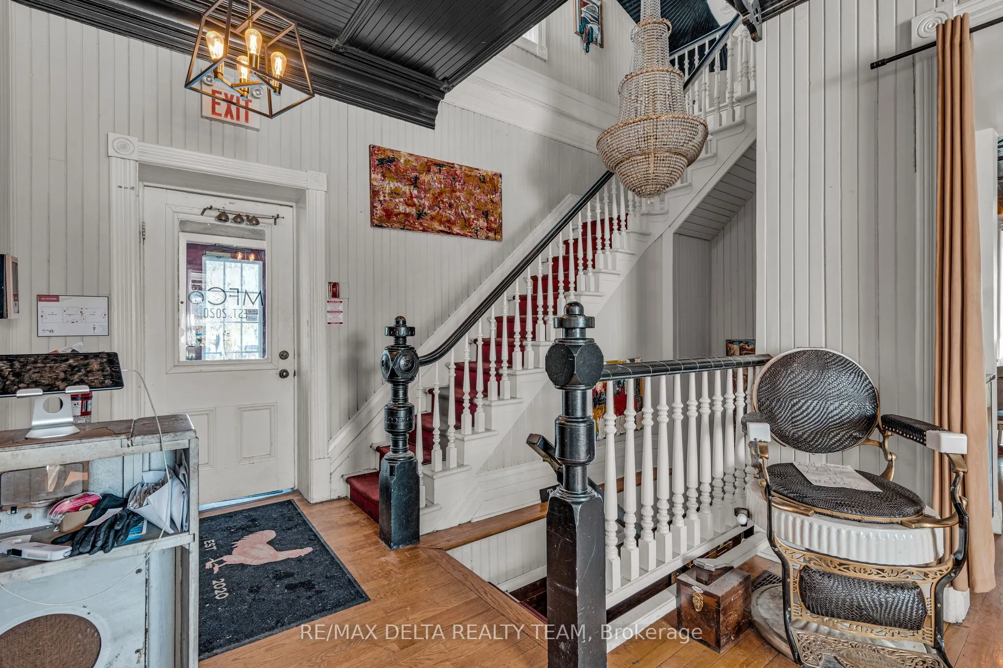 2607 OLD MONTREAL Road