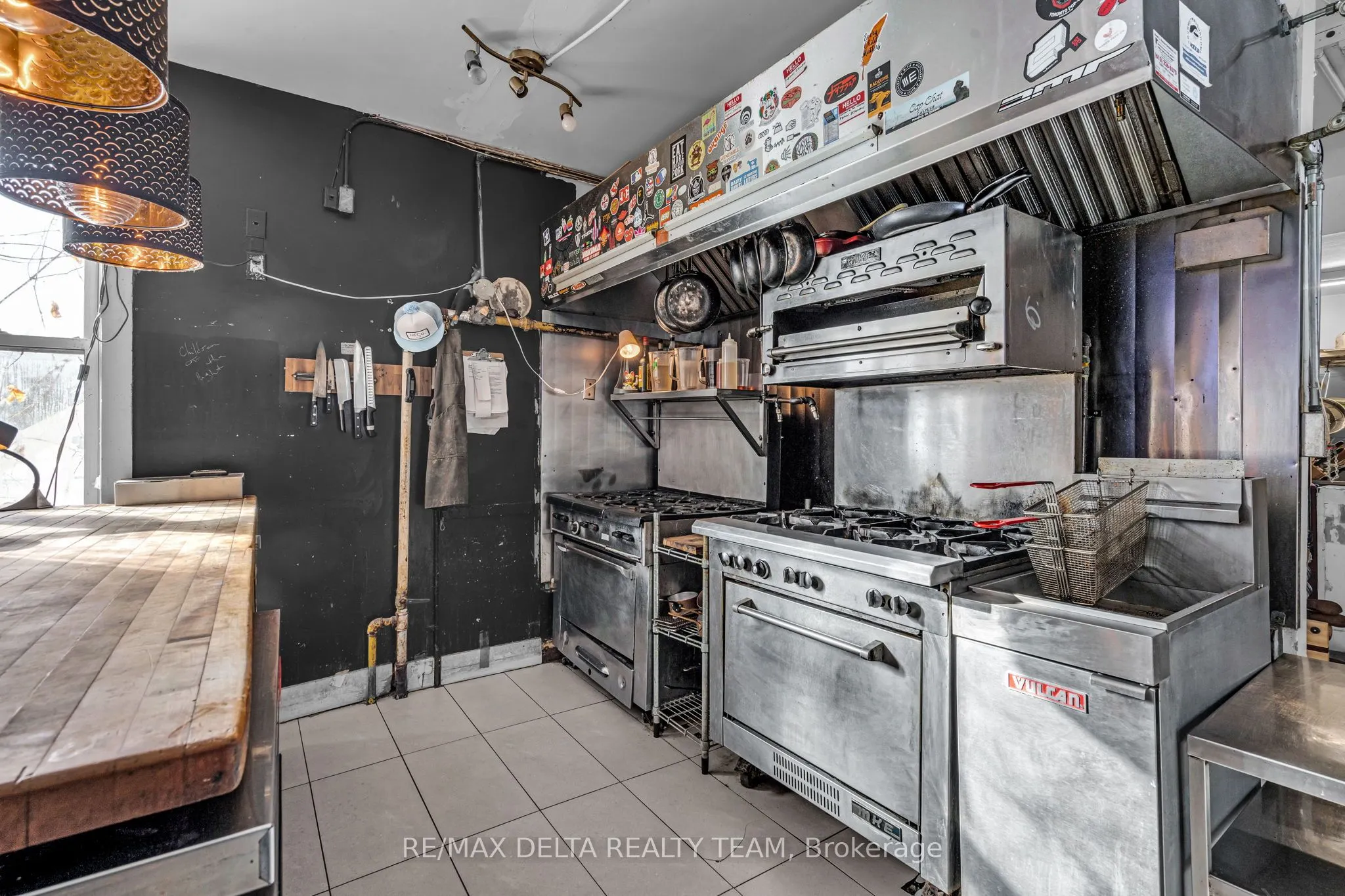2607 OLD MONTREAL Road